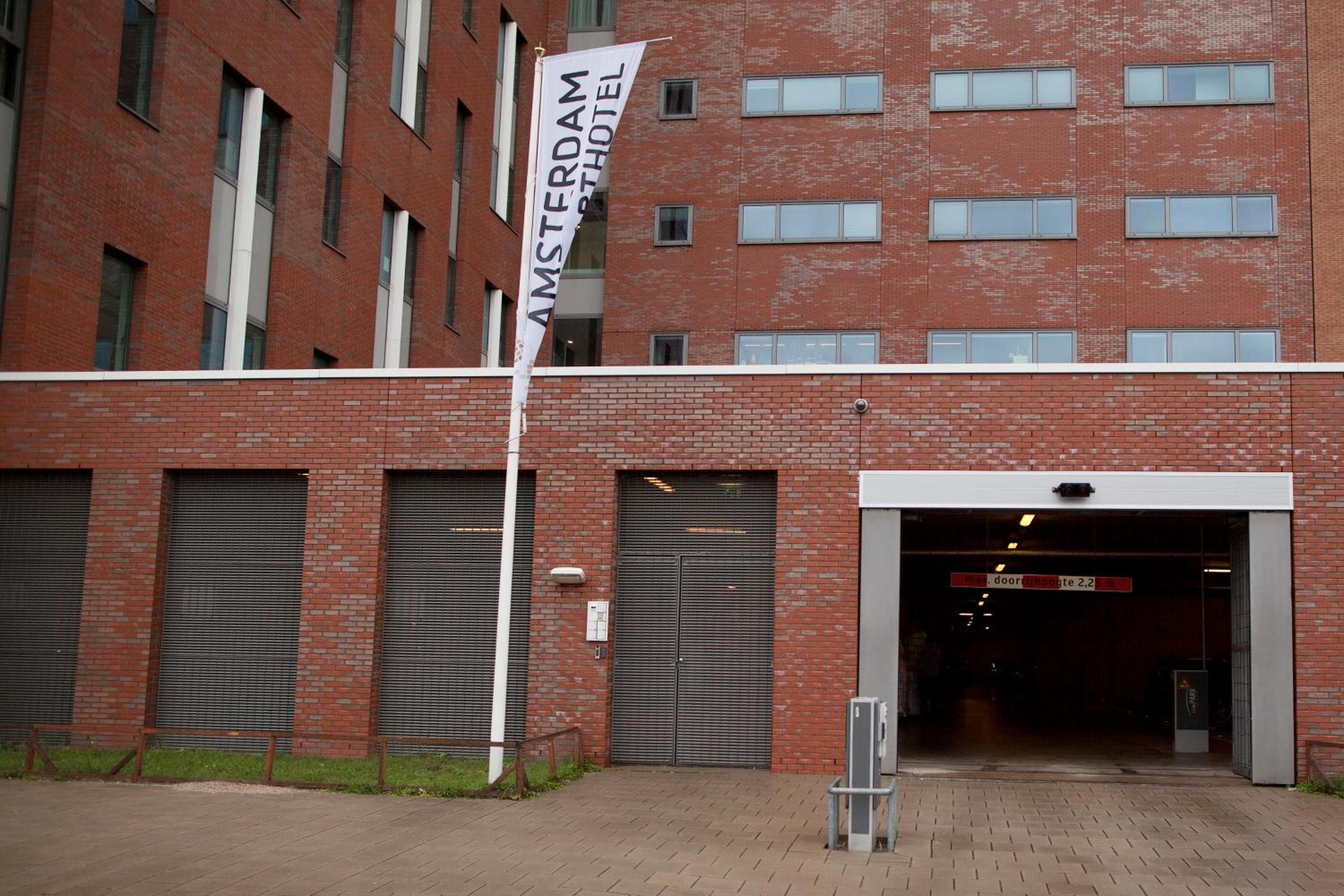 Amsterdam ID Aparthotel — 24
