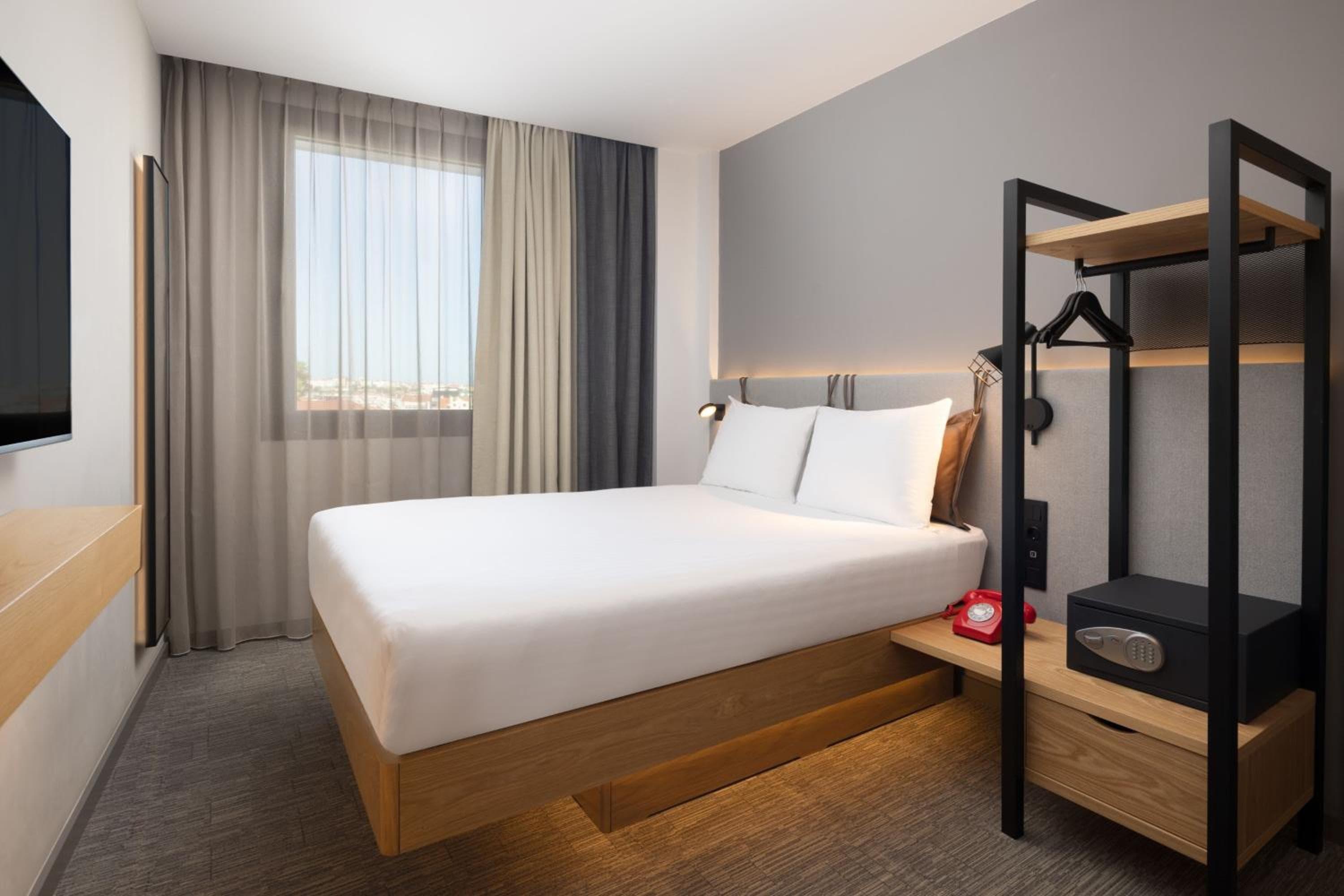 Moxy Lisboa Ciudad — 21