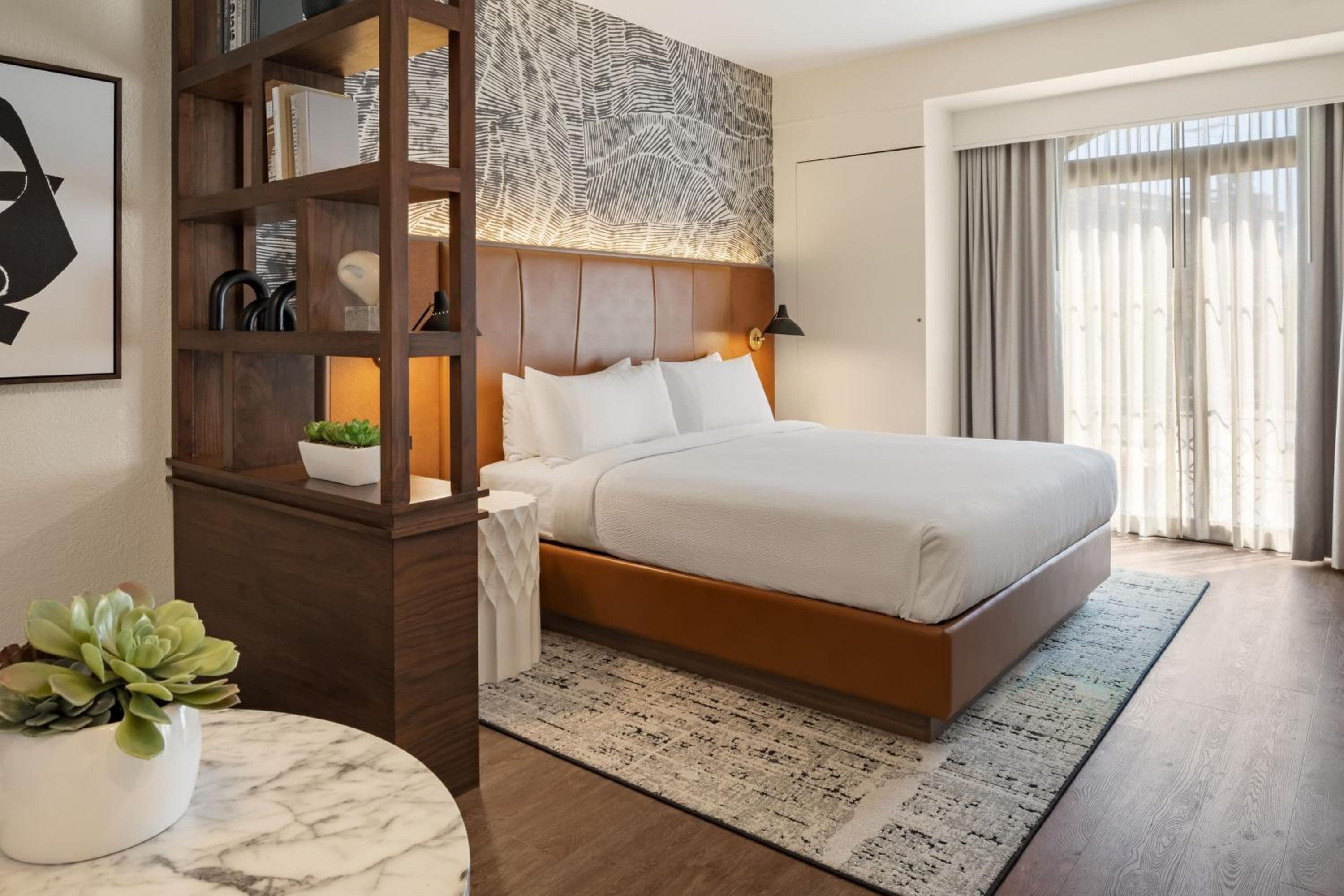 Burton House, Beverly Hills, A Tribute Portfolio Hotel — 3