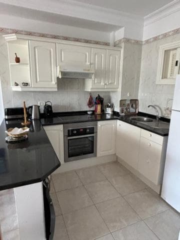 Top Terrassen Wohnungen, direkt am Strand, 25 m beheiztem Pool, Wifi free, free parking — 3