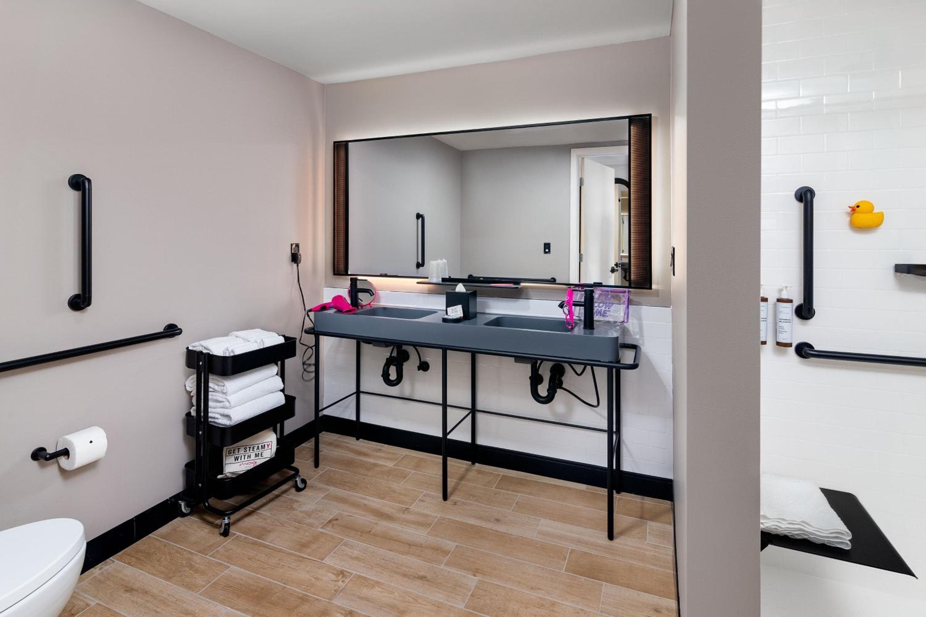 Moxy Miami Wynwood — 2