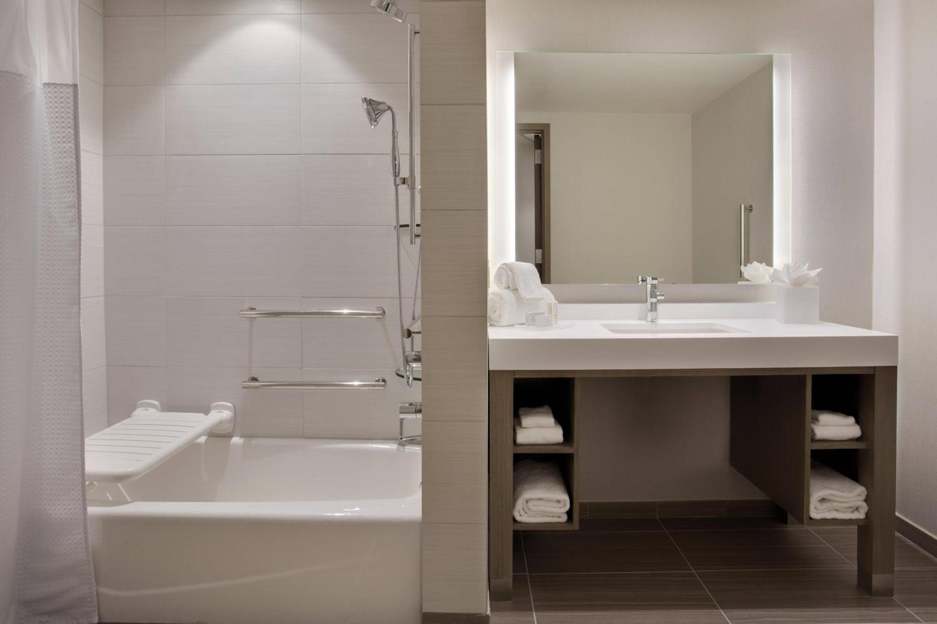 Courtyard by Marriott Orlando Sud/Zona dei Grandi Laghi — 17