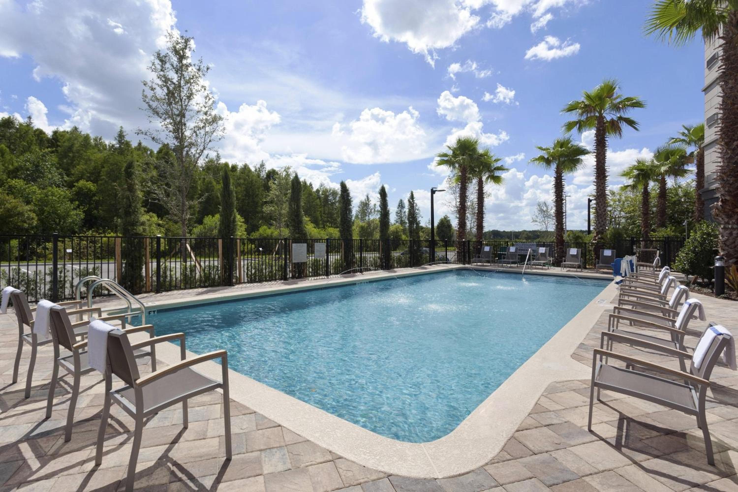 Courtyard by Marriott Orlando South/Grande Lakes Area — 9