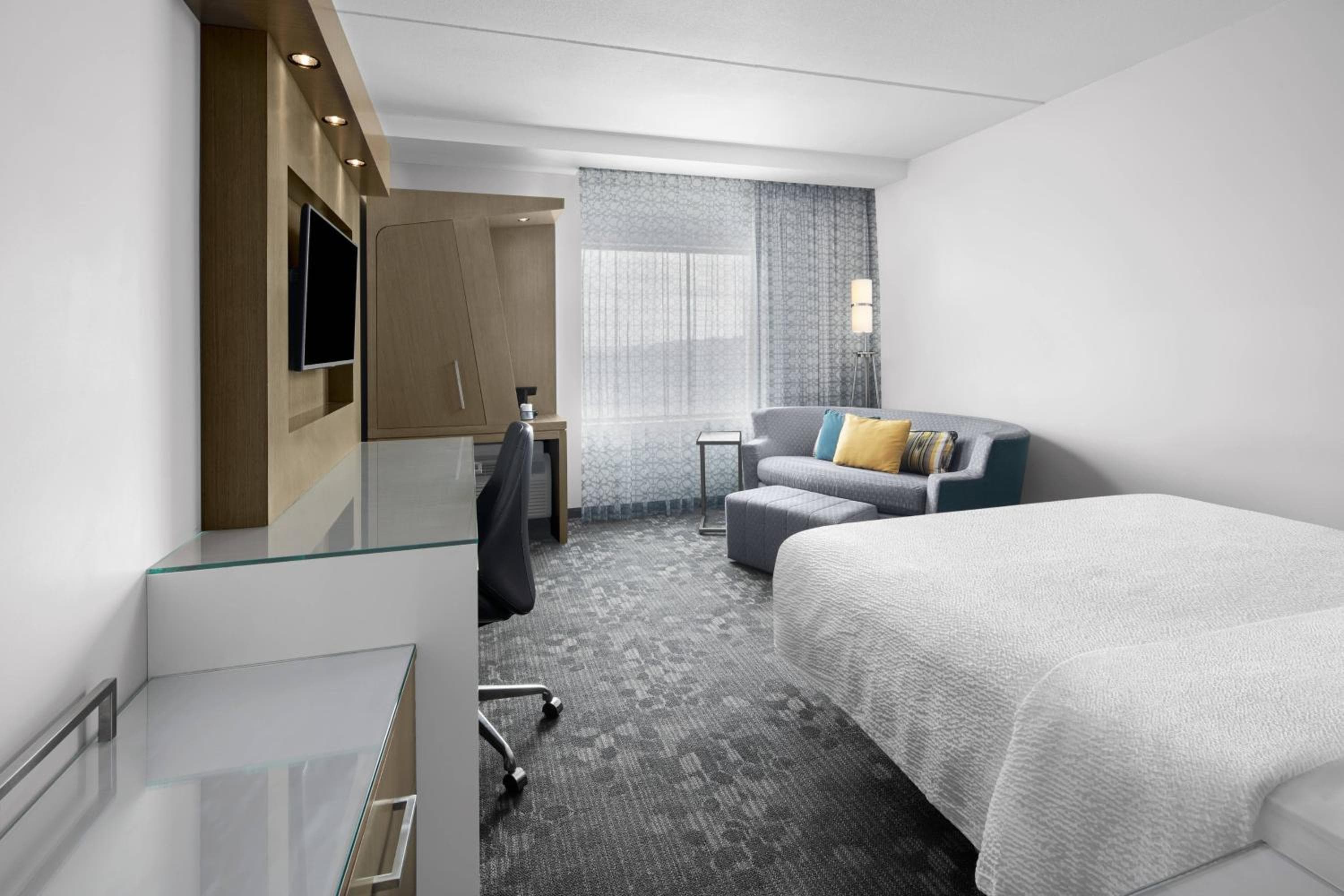 Courtyard by Marriott Orlando Sud/Zona dei Grandi Laghi — 11
