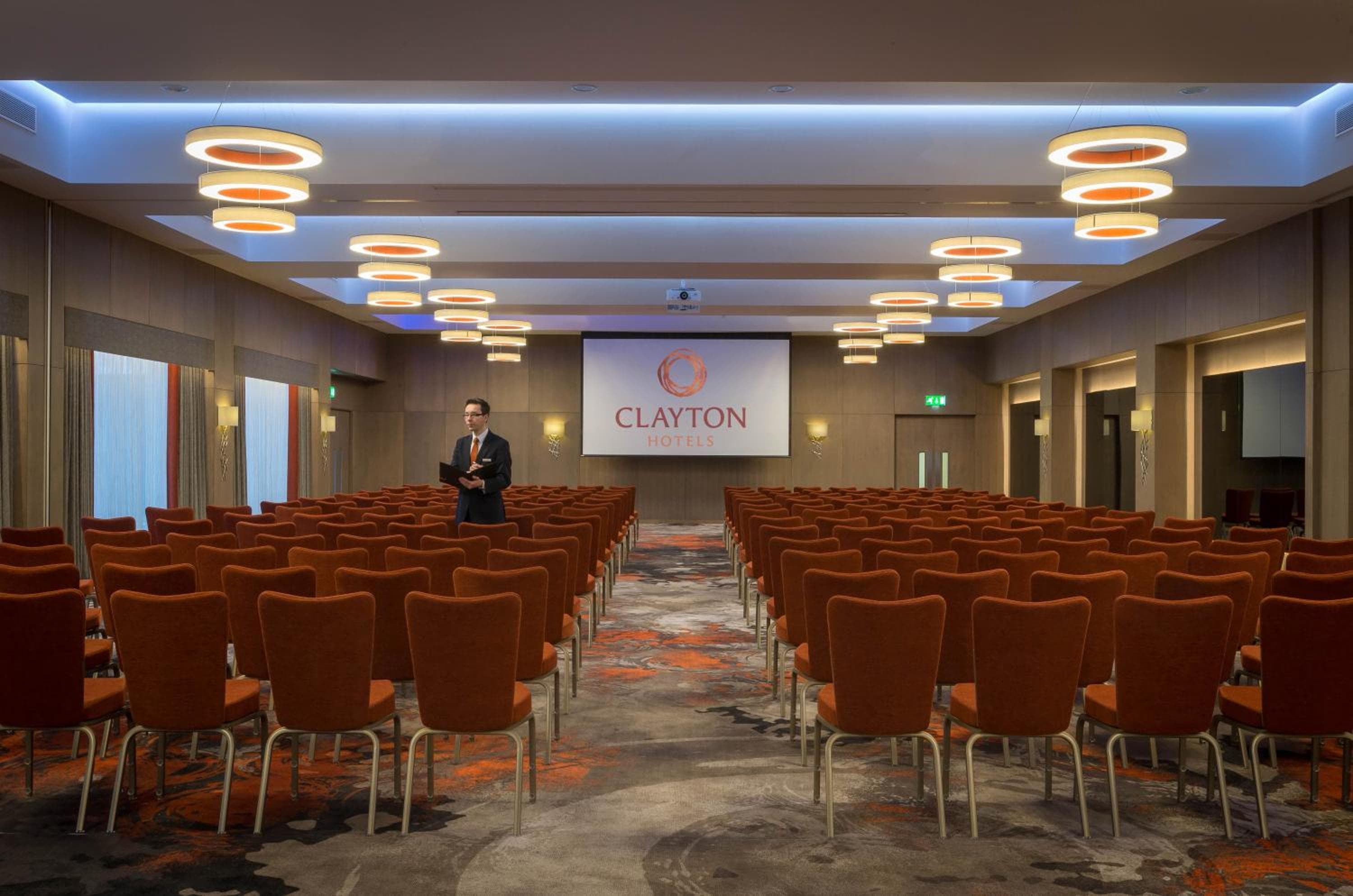 Clayton Hotel Chiswick — 4