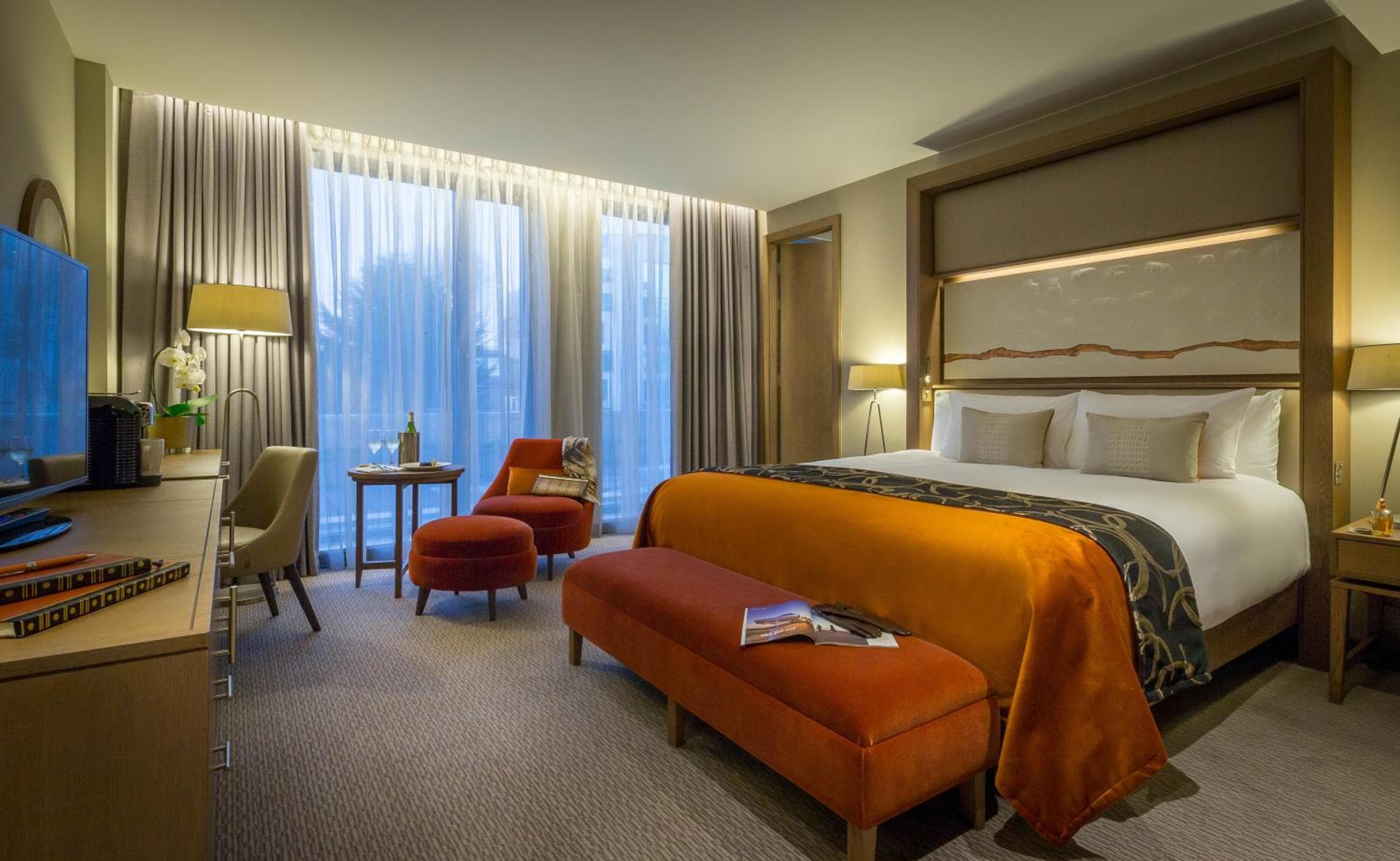 Clayton Hotel Chiswick — 6