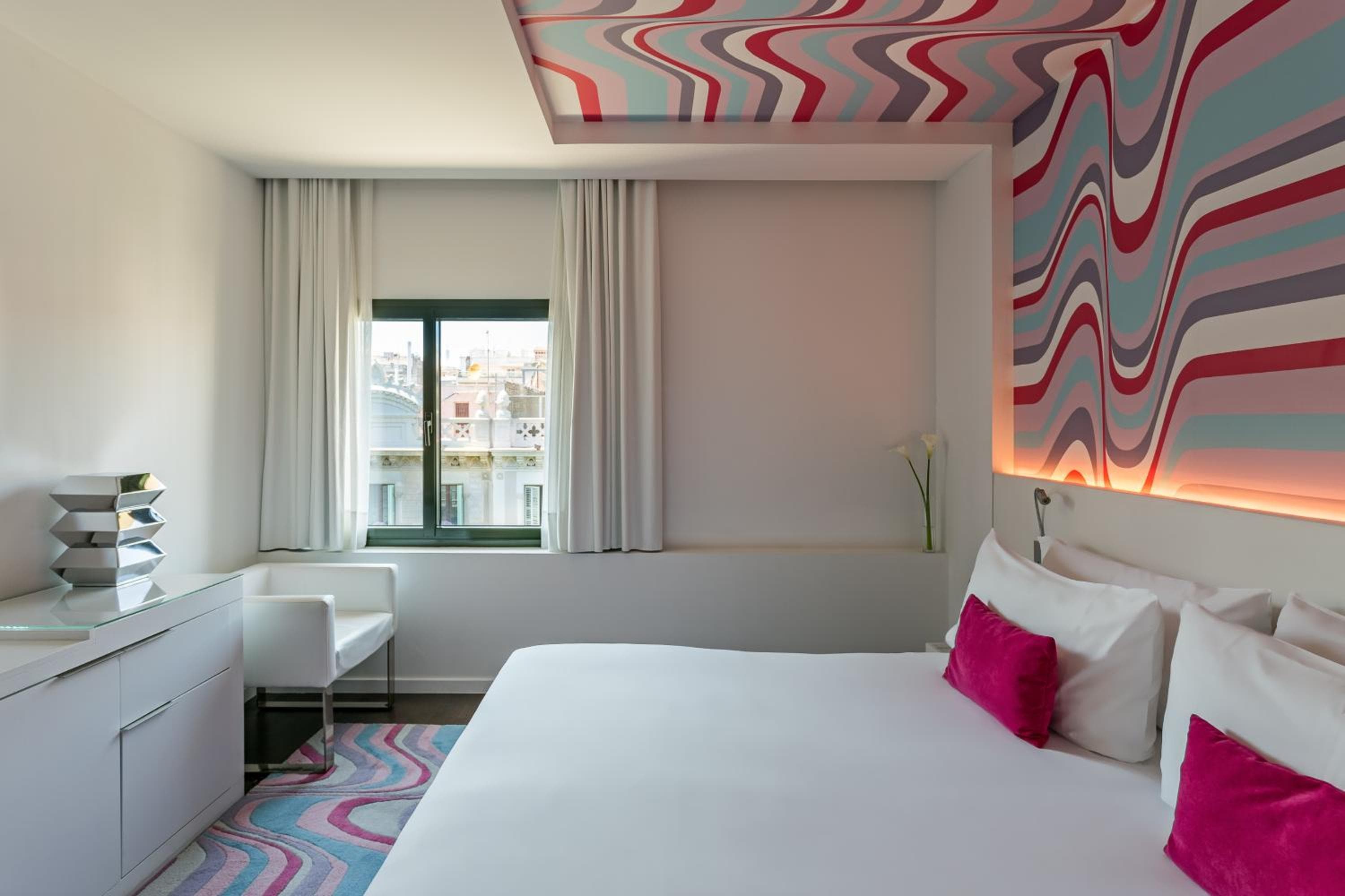 Room Mate Carla, Barcelona — 10