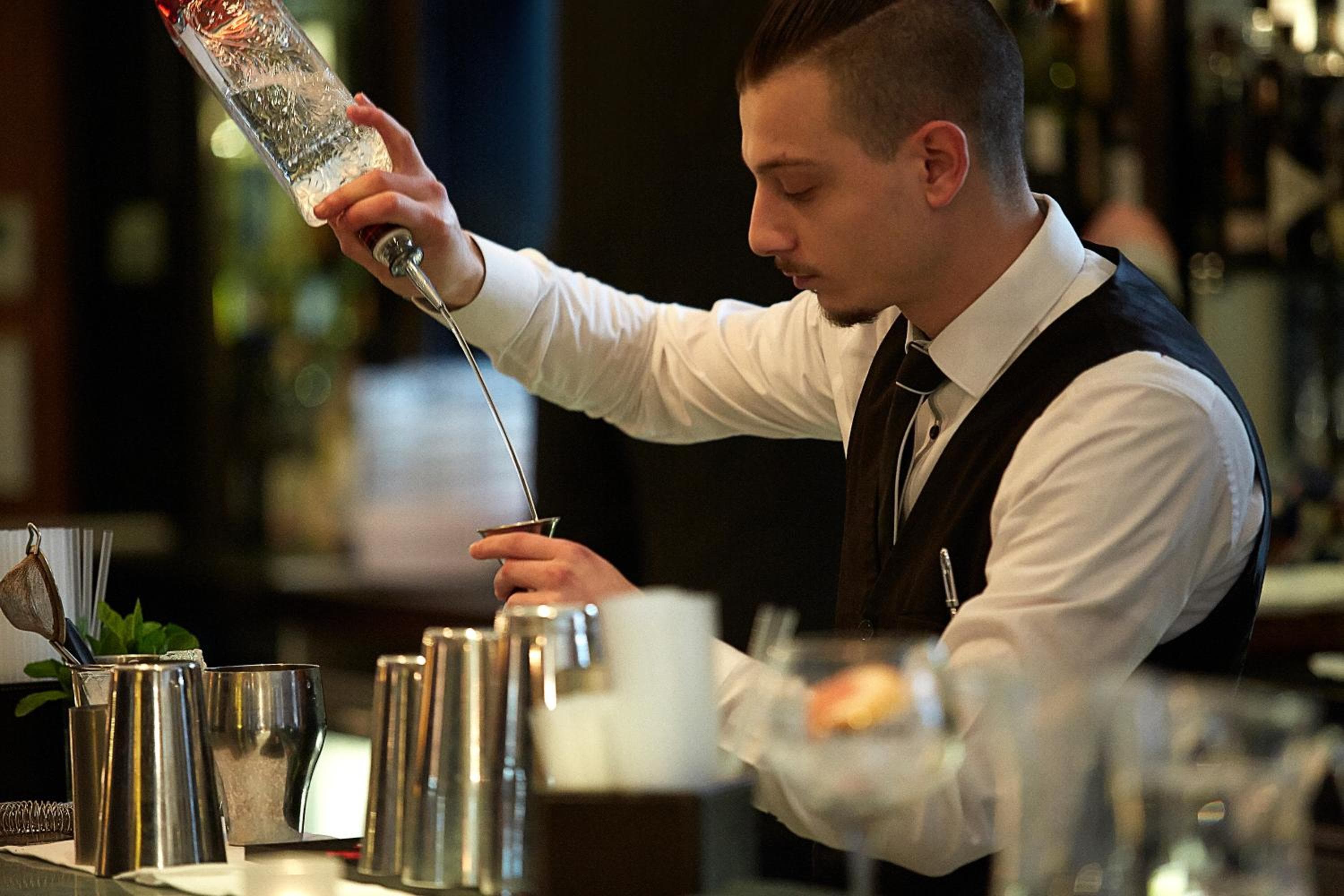 The Mandeville Hotel — 7