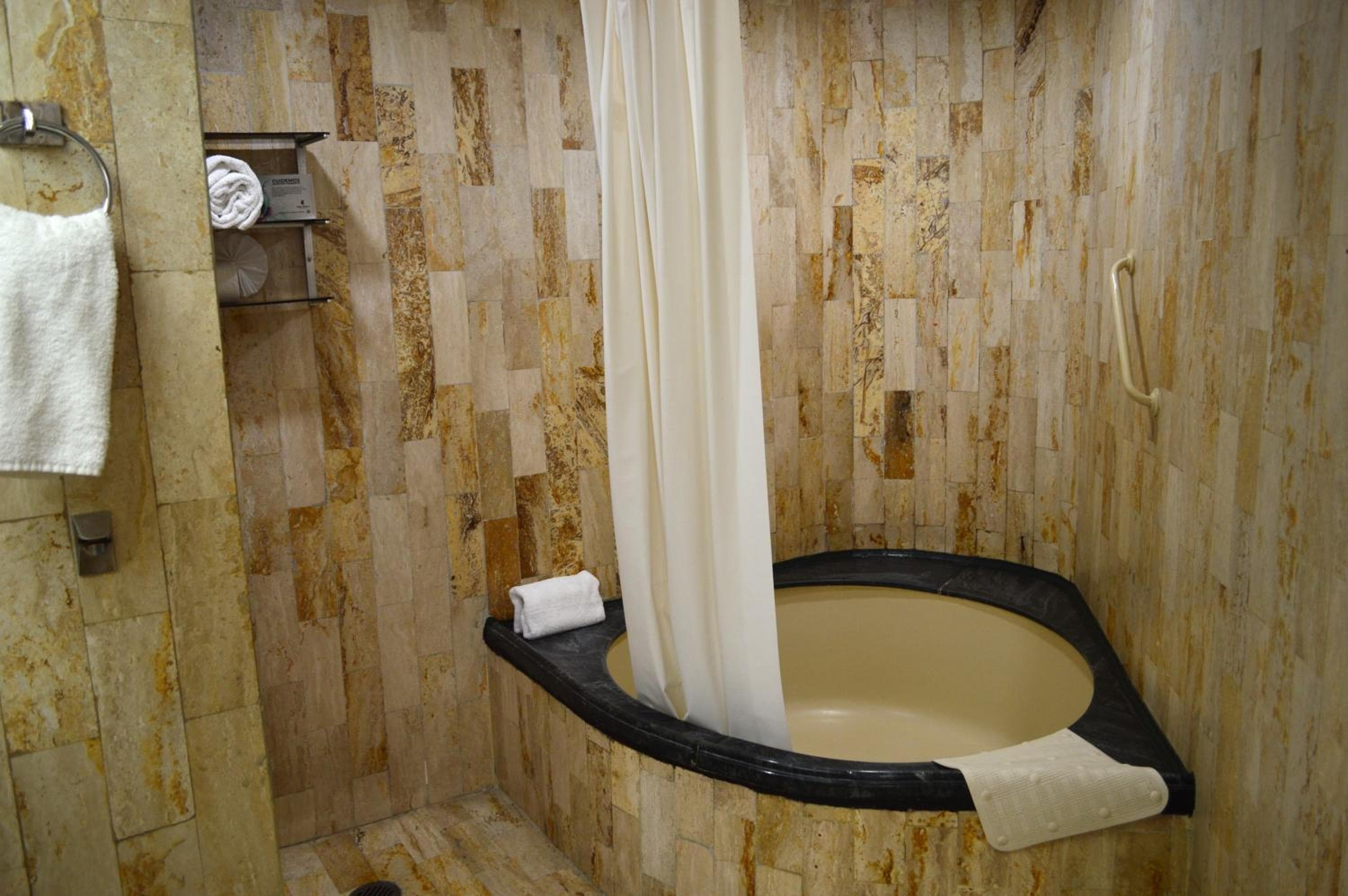 Hotel Jahrhundert Reforma — 22