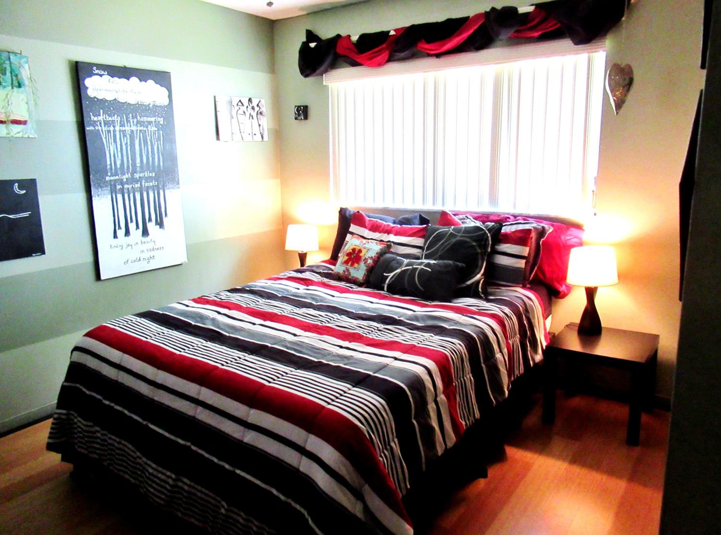 Eric and Nancy's Boutique Bed and Breakfast — 8
