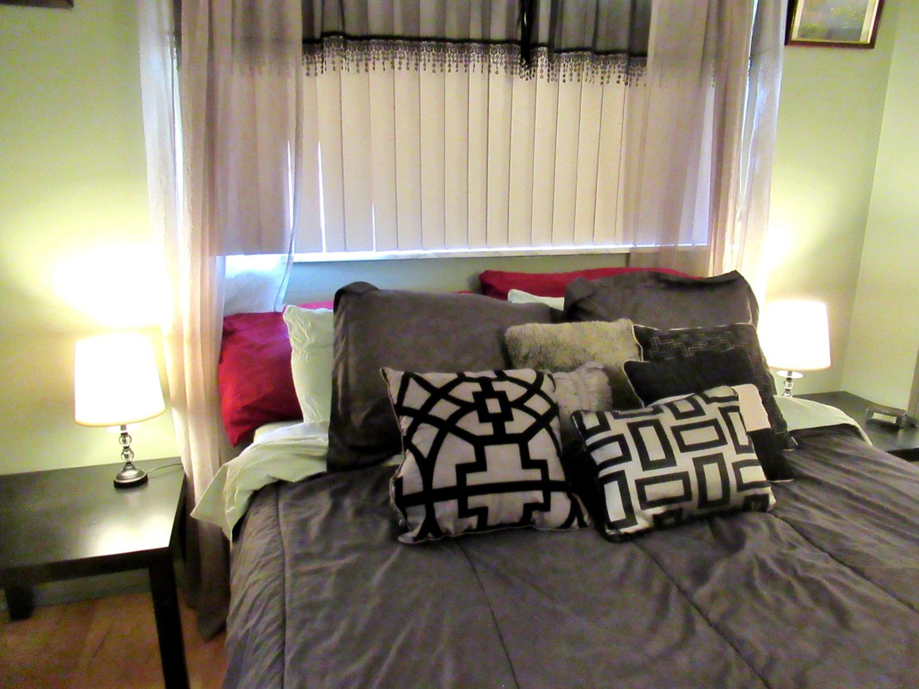 Eric and Nancy's Boutique Bed and Breakfast — 2