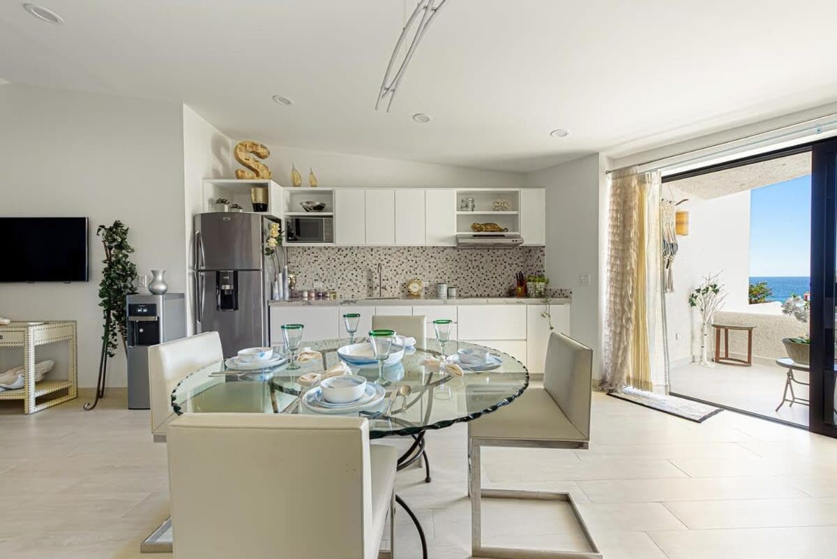 Unit 238 - Casa Amber-OCEAN VIEW-Fully Renovated — 13