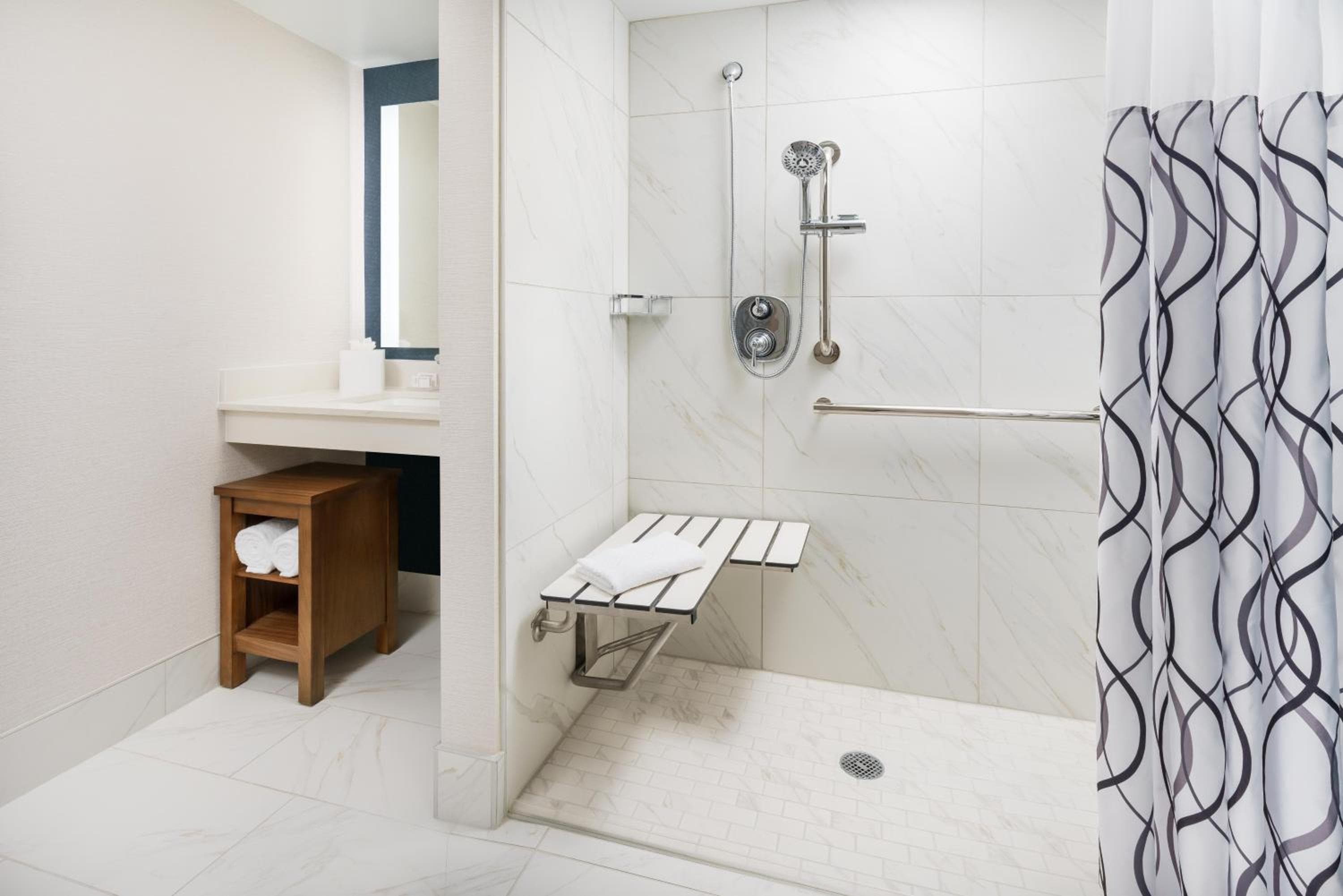 Courtyard by Marriott Orlando Lake Buena Vista at Vista Centre — 9