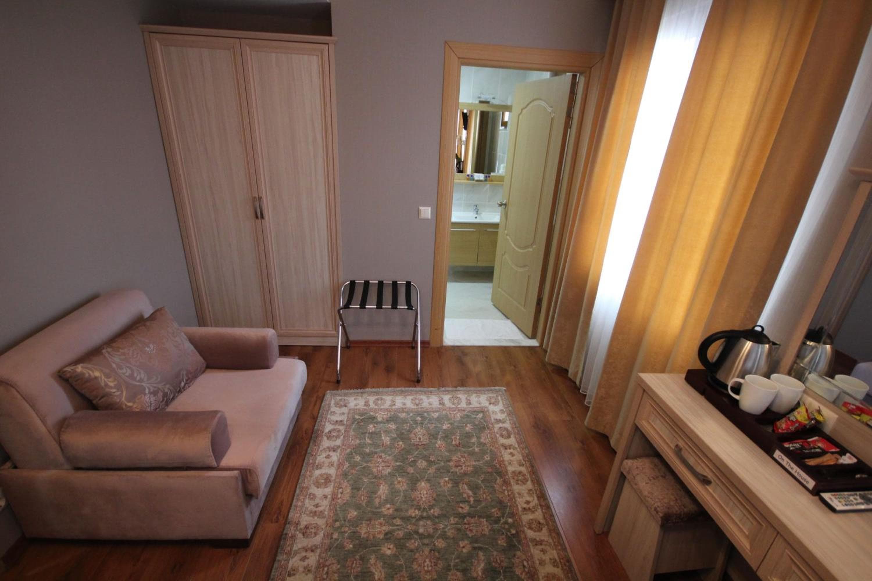 Sultans Royal Hotel — 30