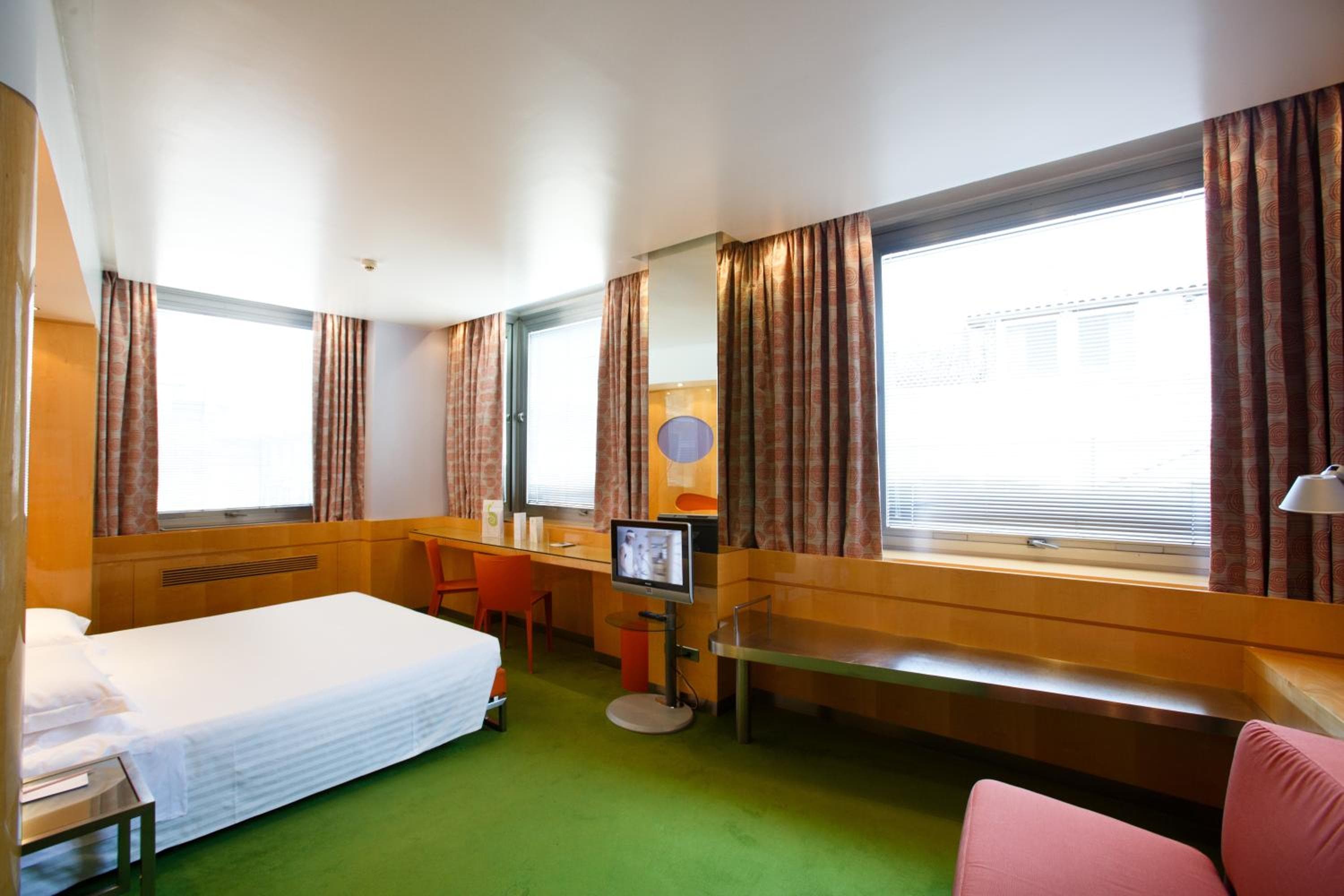 Albani Hotel Roma — 29
