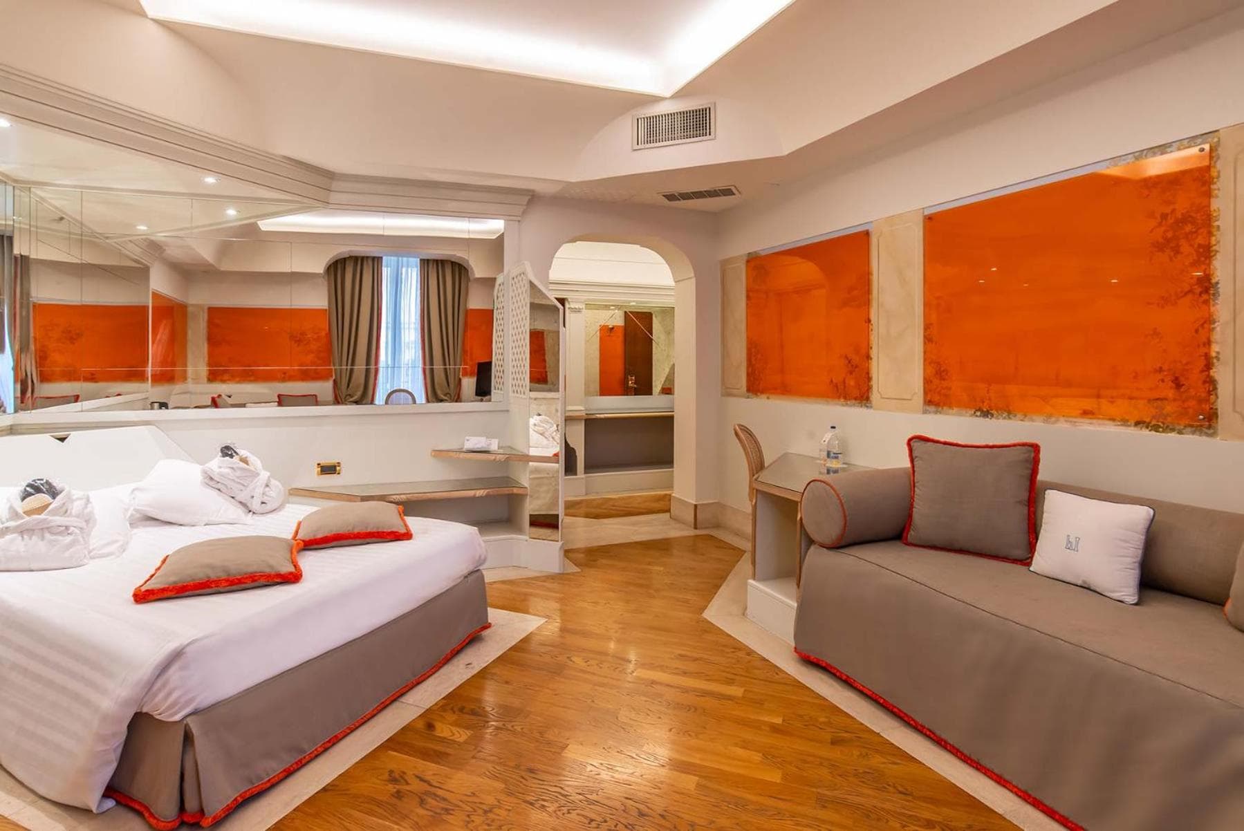 Hotel Isa — 6