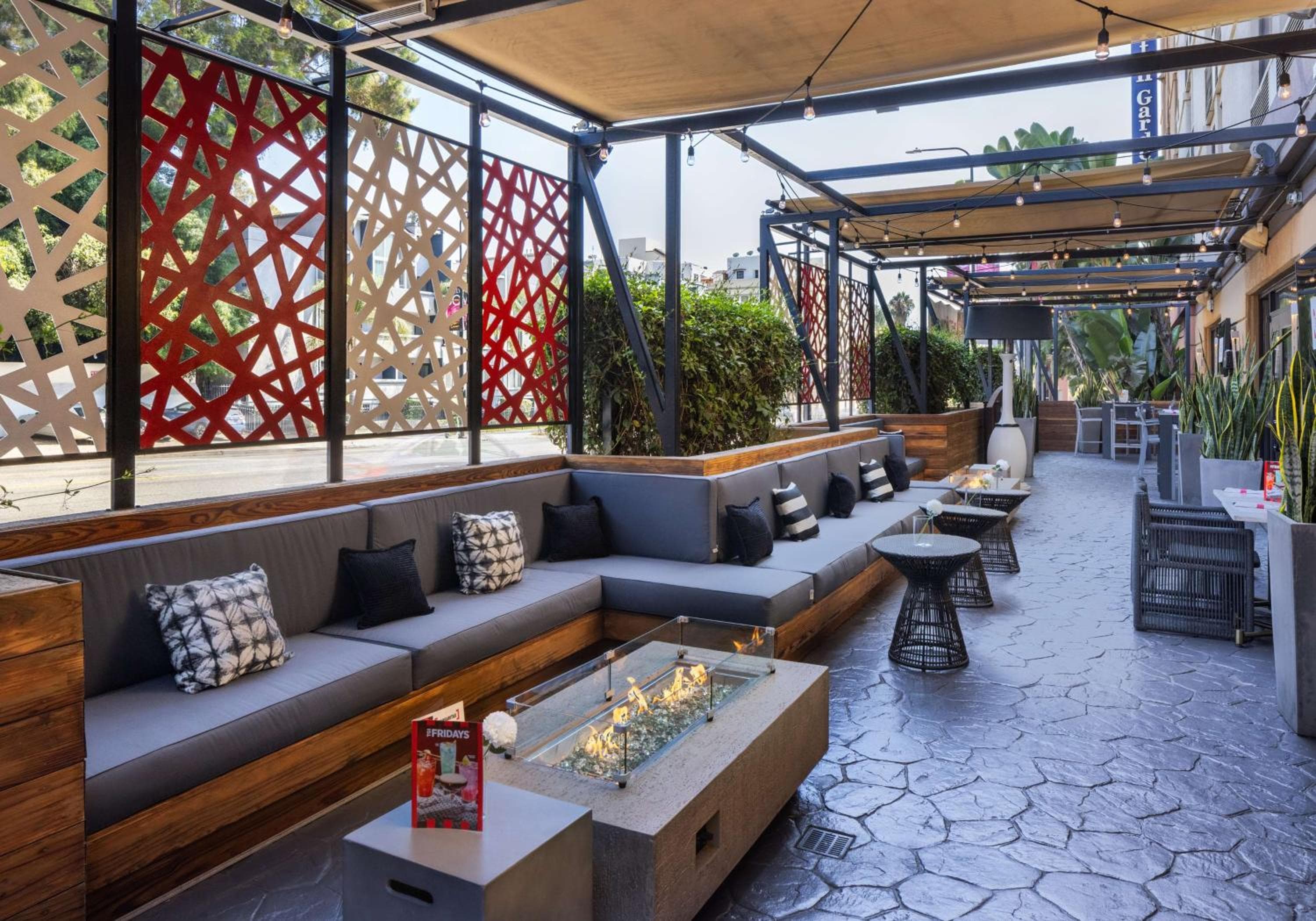 Hilton Garden Inn Los Angeles / Hollywood — 14