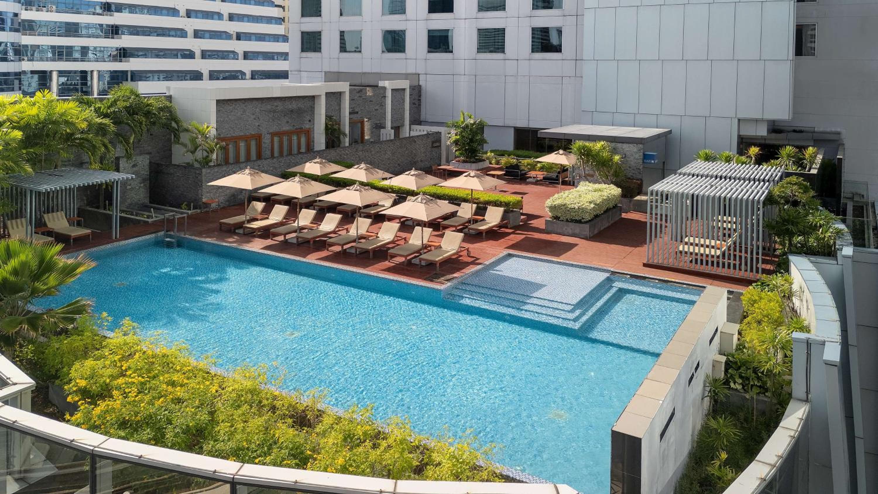 Radisson Blu Plaza Bangkok — 3