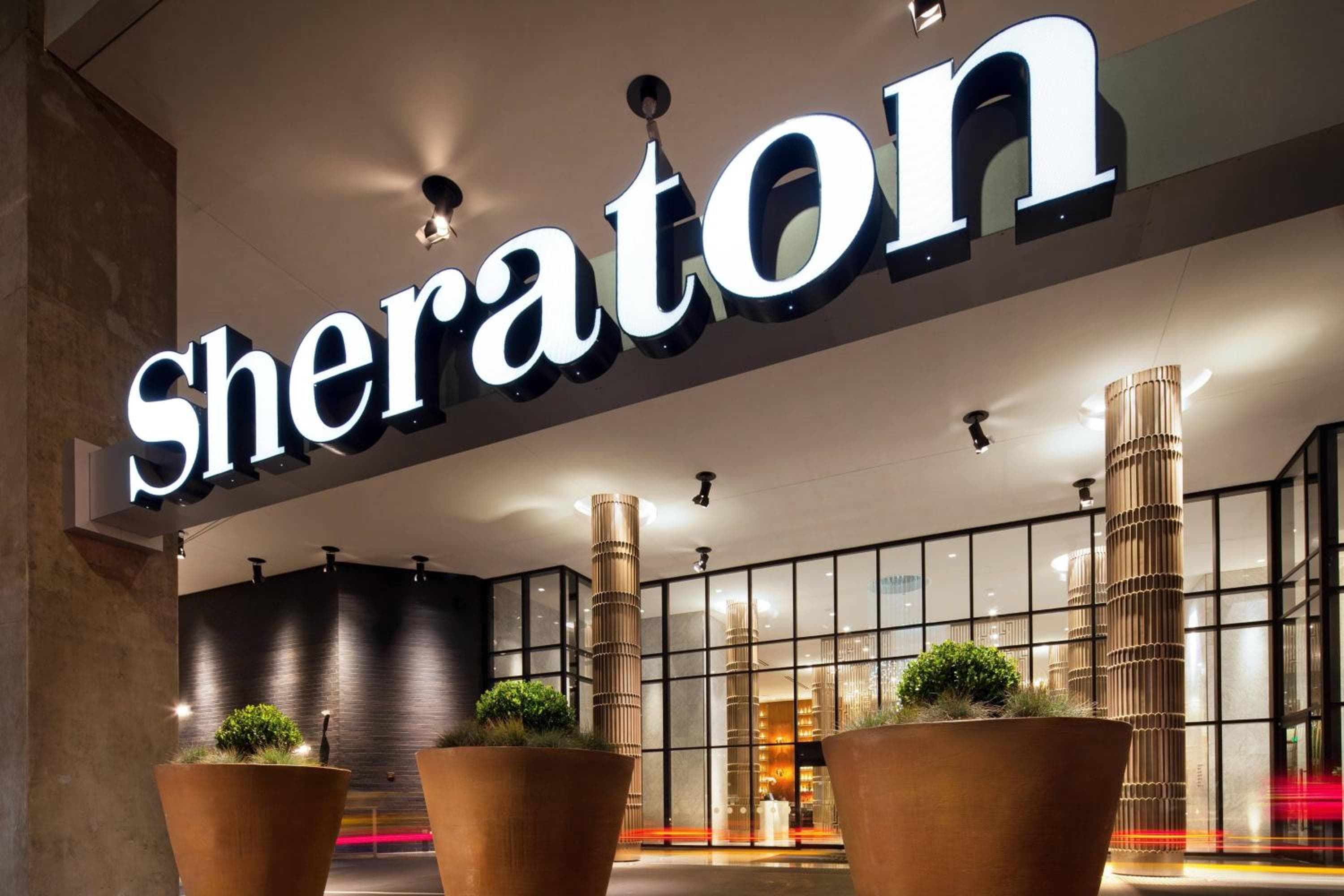 Sheraton Grand Los Angeles — 4