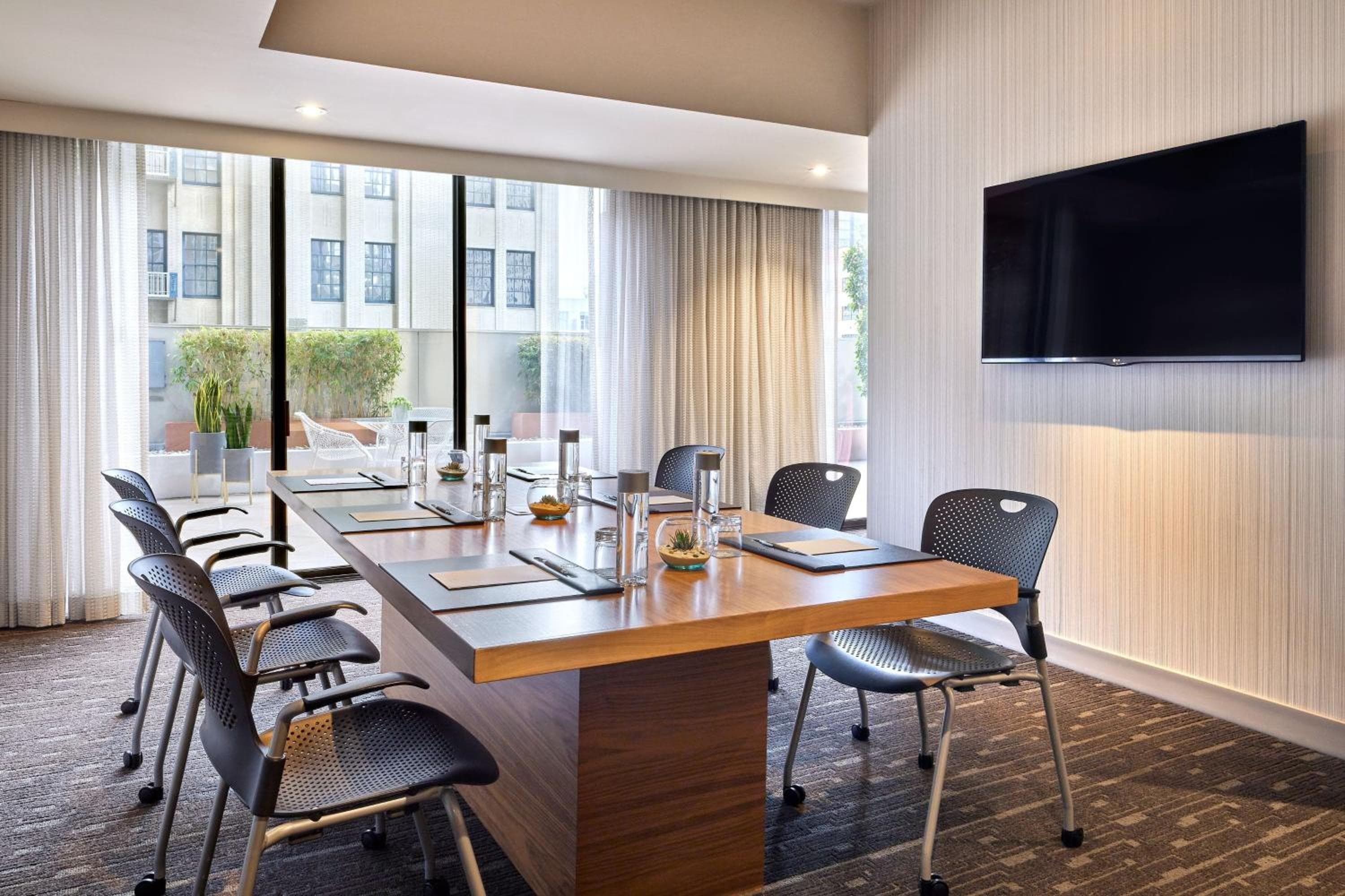 Sheraton Grand Los Angeles — 28
