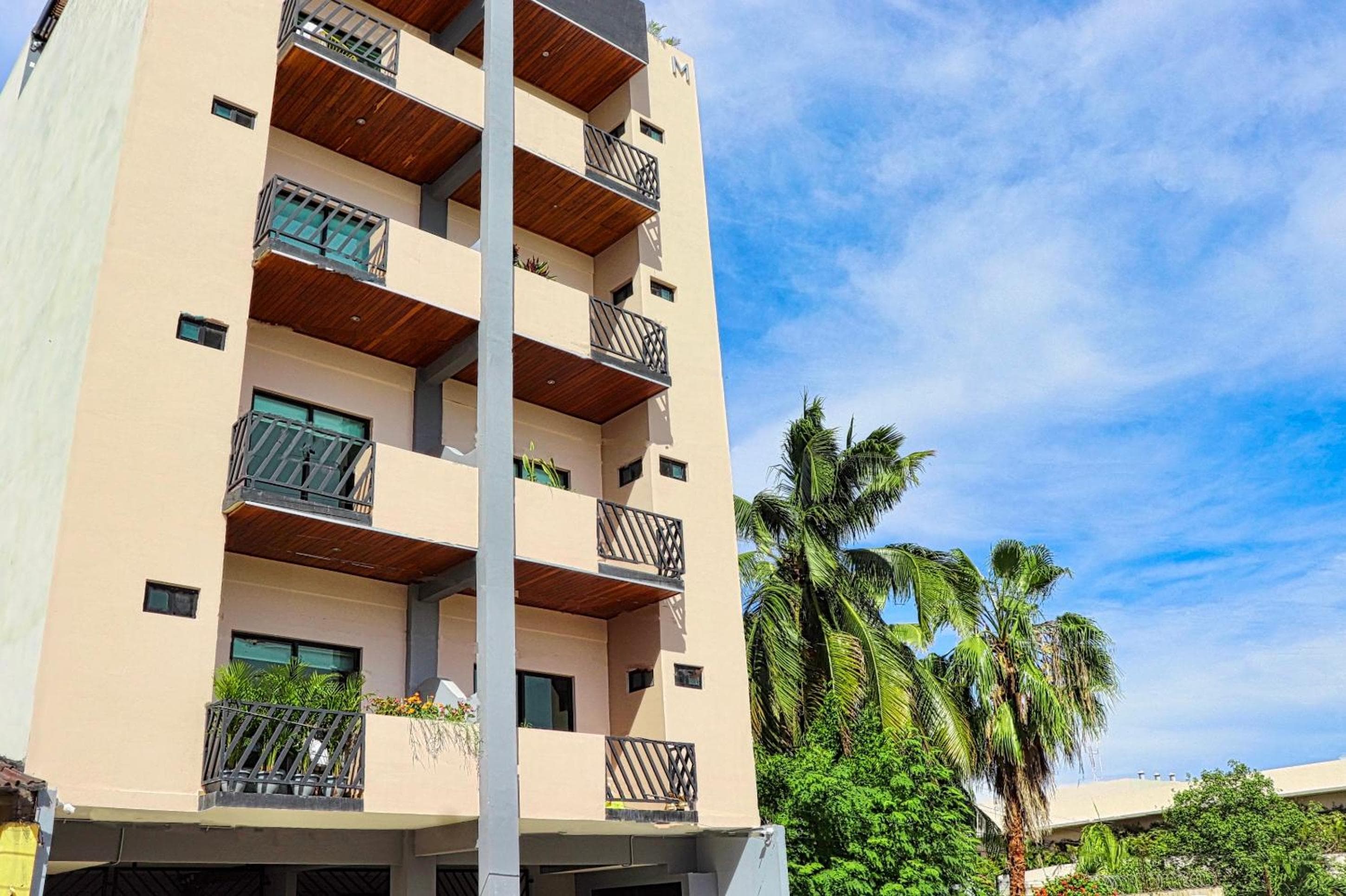 Sonnenuntergang Kin Beach Apartments — 1