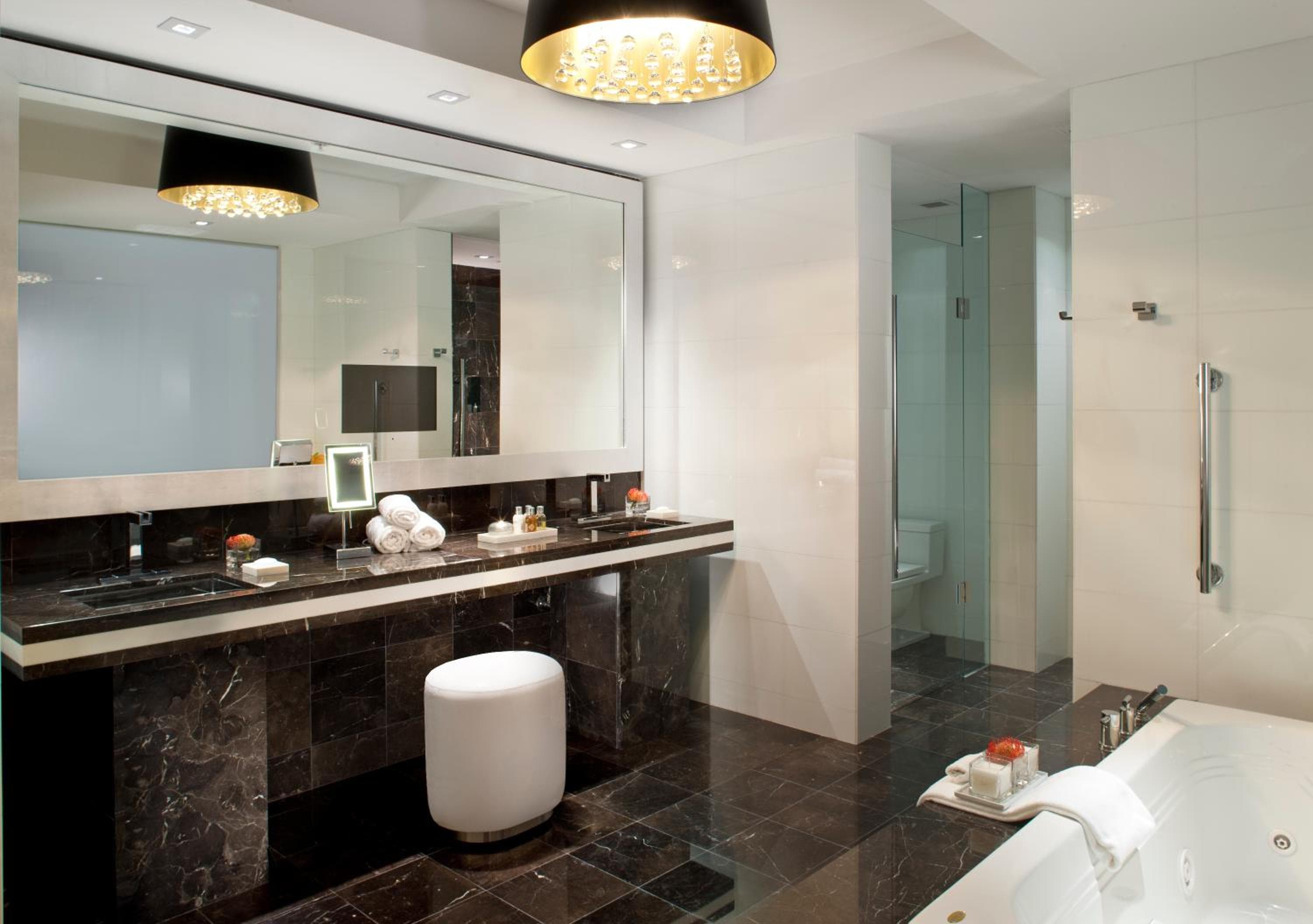 Hotel Beaux Arts, Autograph Collection — 4