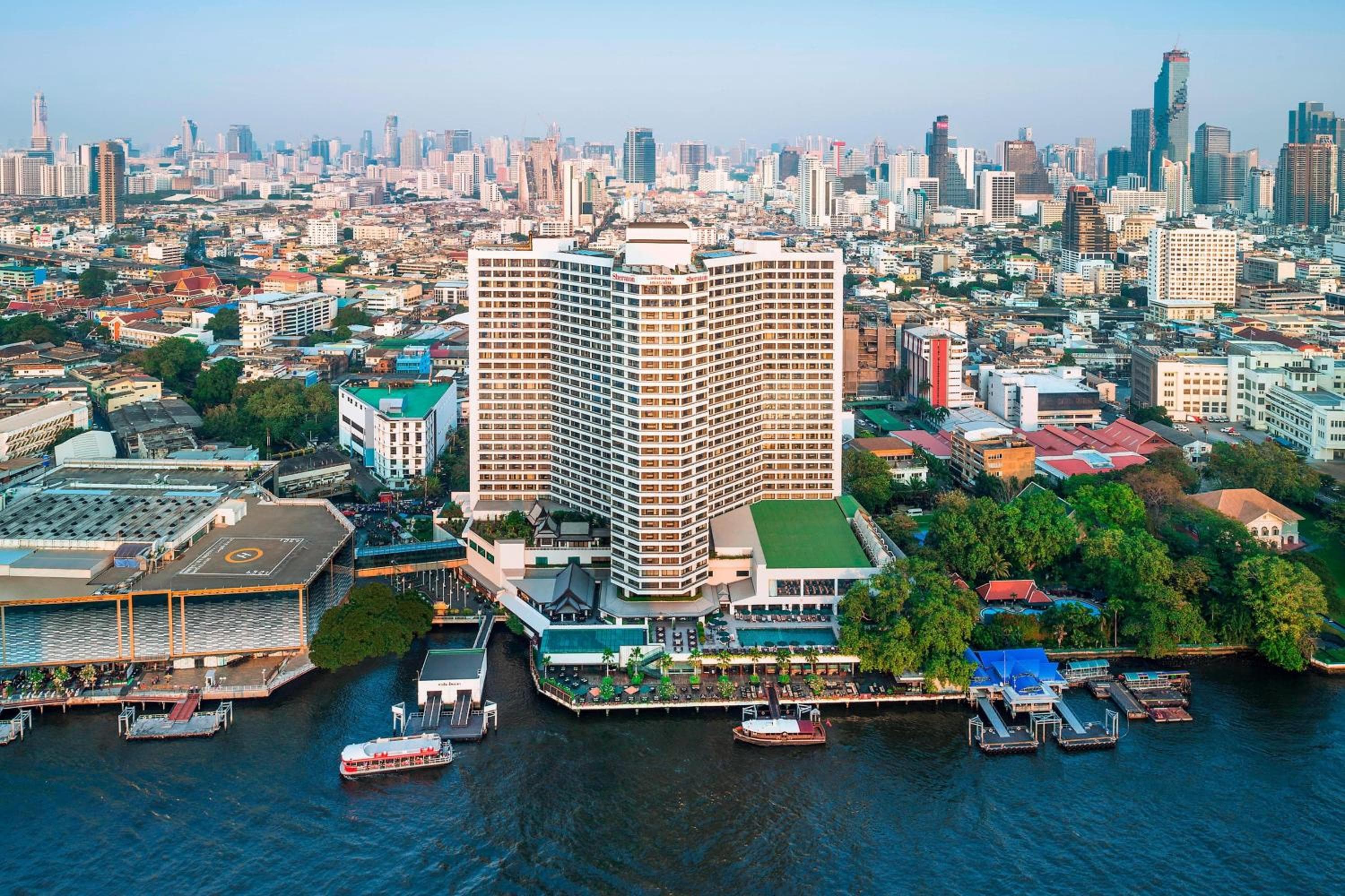 Royal Orchid Sheraton Riverside Hotel Bangkok — 23