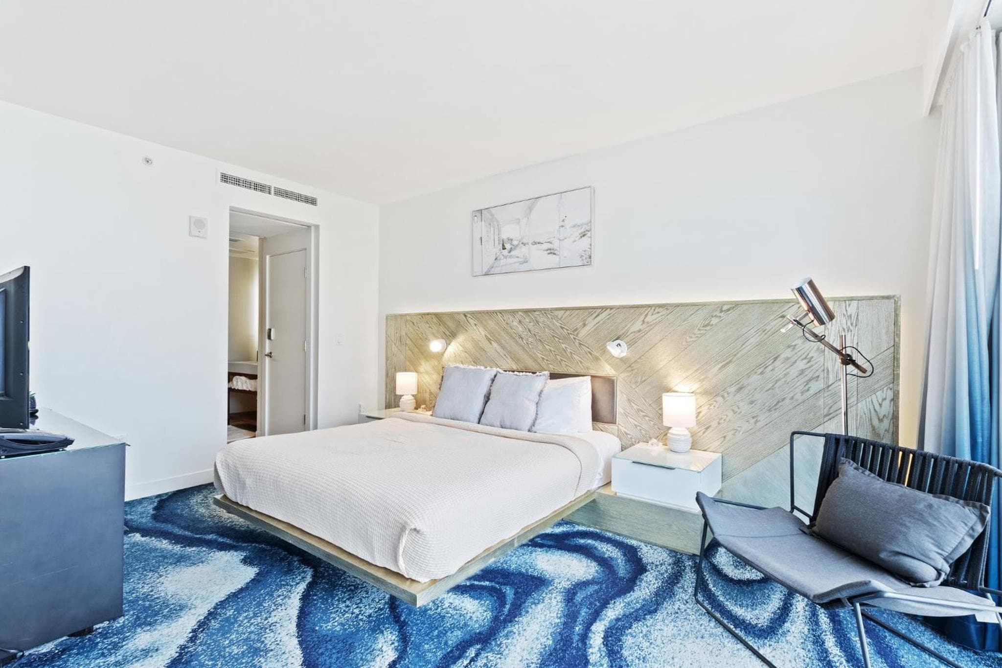 2 Zimmer Luxus-Strandapartment mit Resort-Annehmlichkeiten — 3