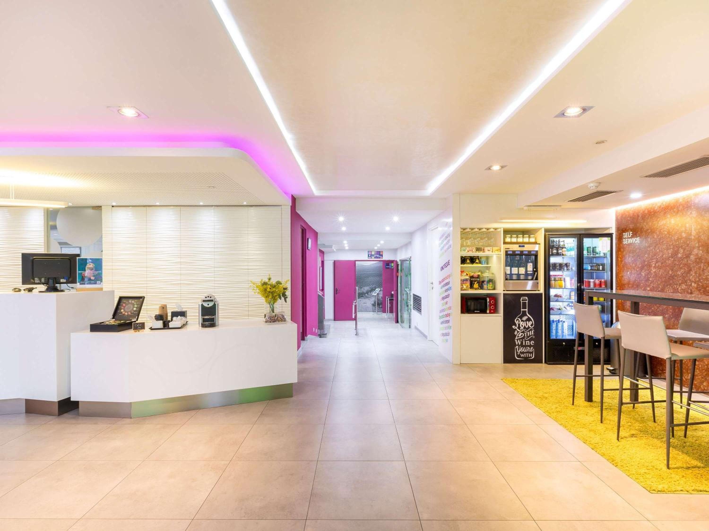 Ibis Styles Madrid Prado — 1