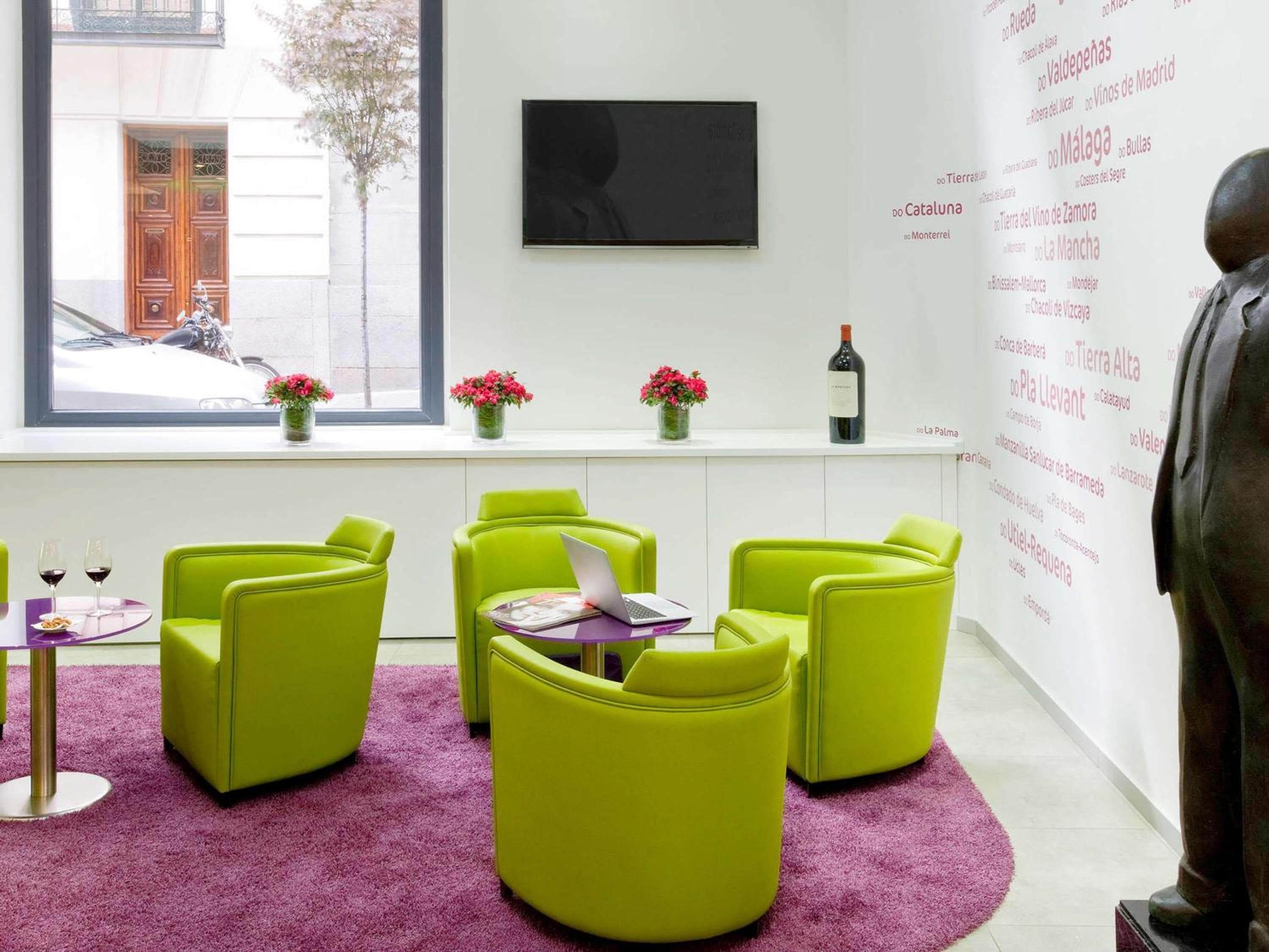 Ibis Styles Madrid Prado — 2