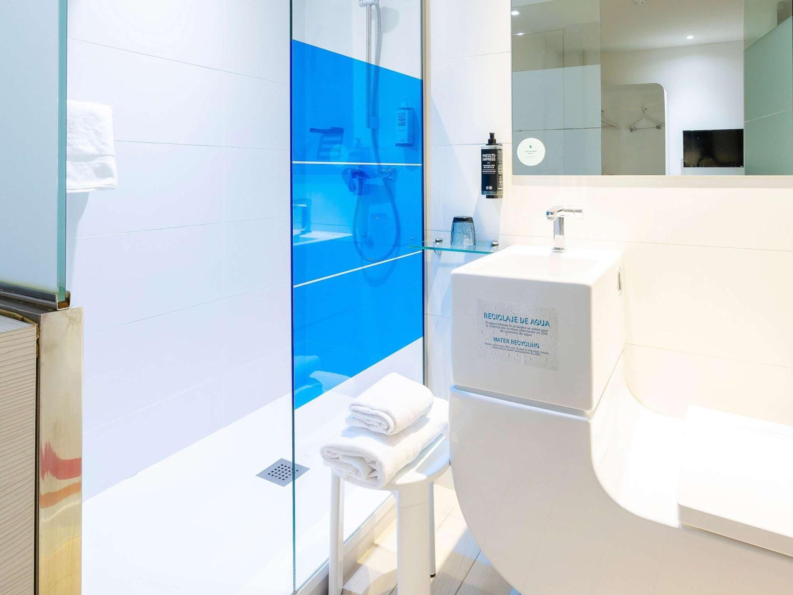 Ibis Styles Madrid Prado — 24