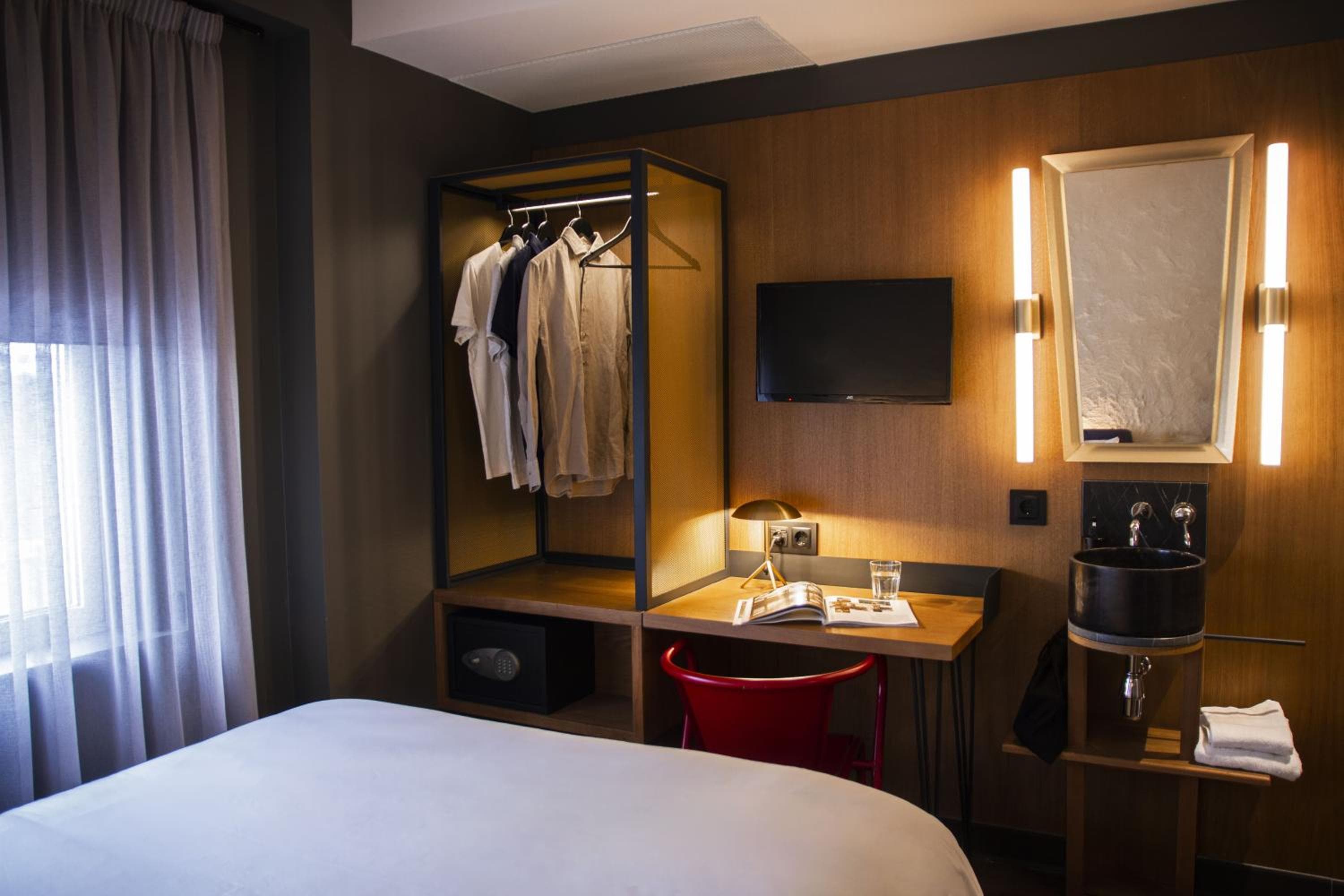 Letoh Letoh Gran Vía hotel, Calle de Leganitos 41, Madrid, Spain — photo 60