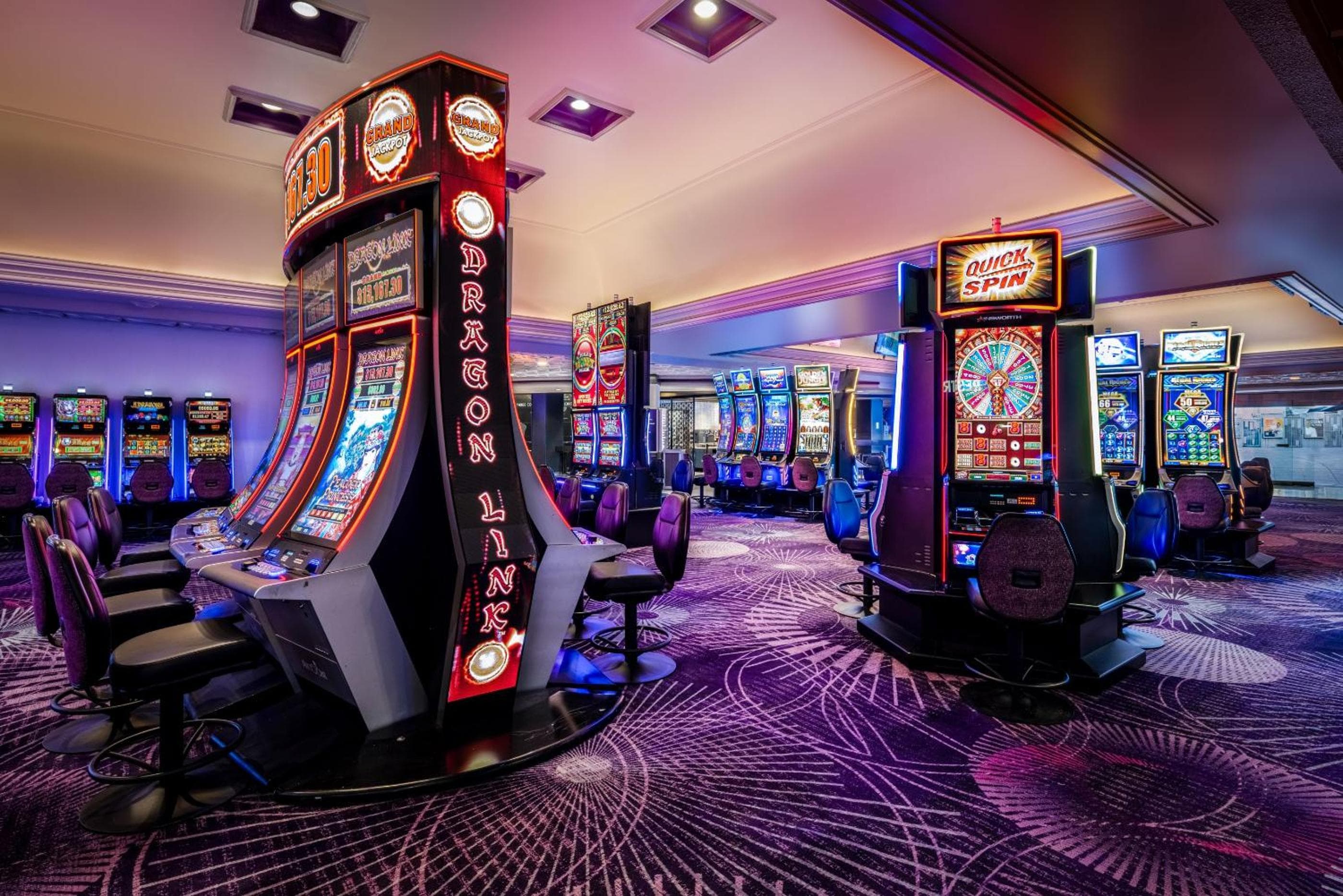 Harrah's Las Vegas, A Caesars Destination — 9