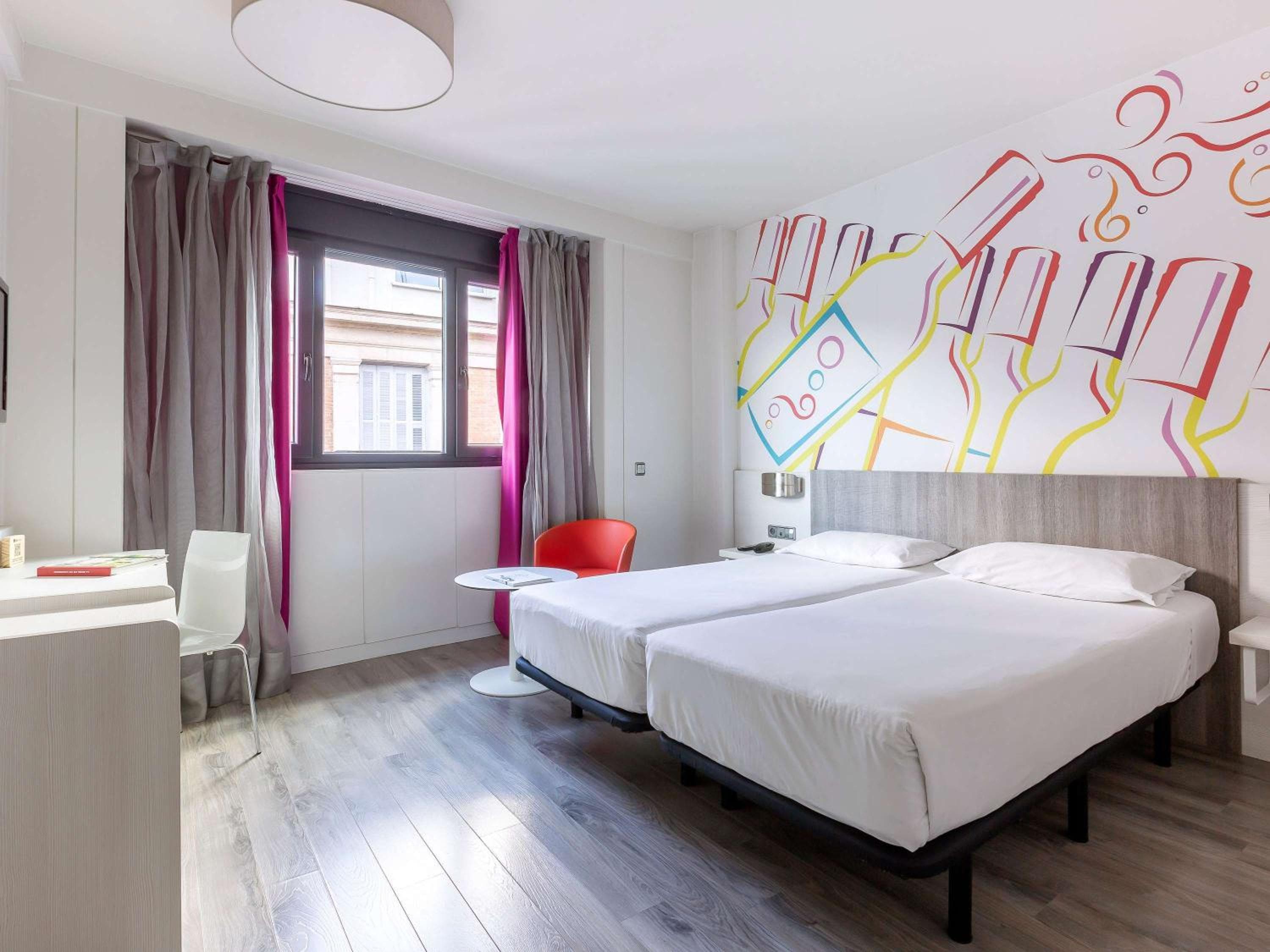 Ibis Styles Madrid Prado — 17