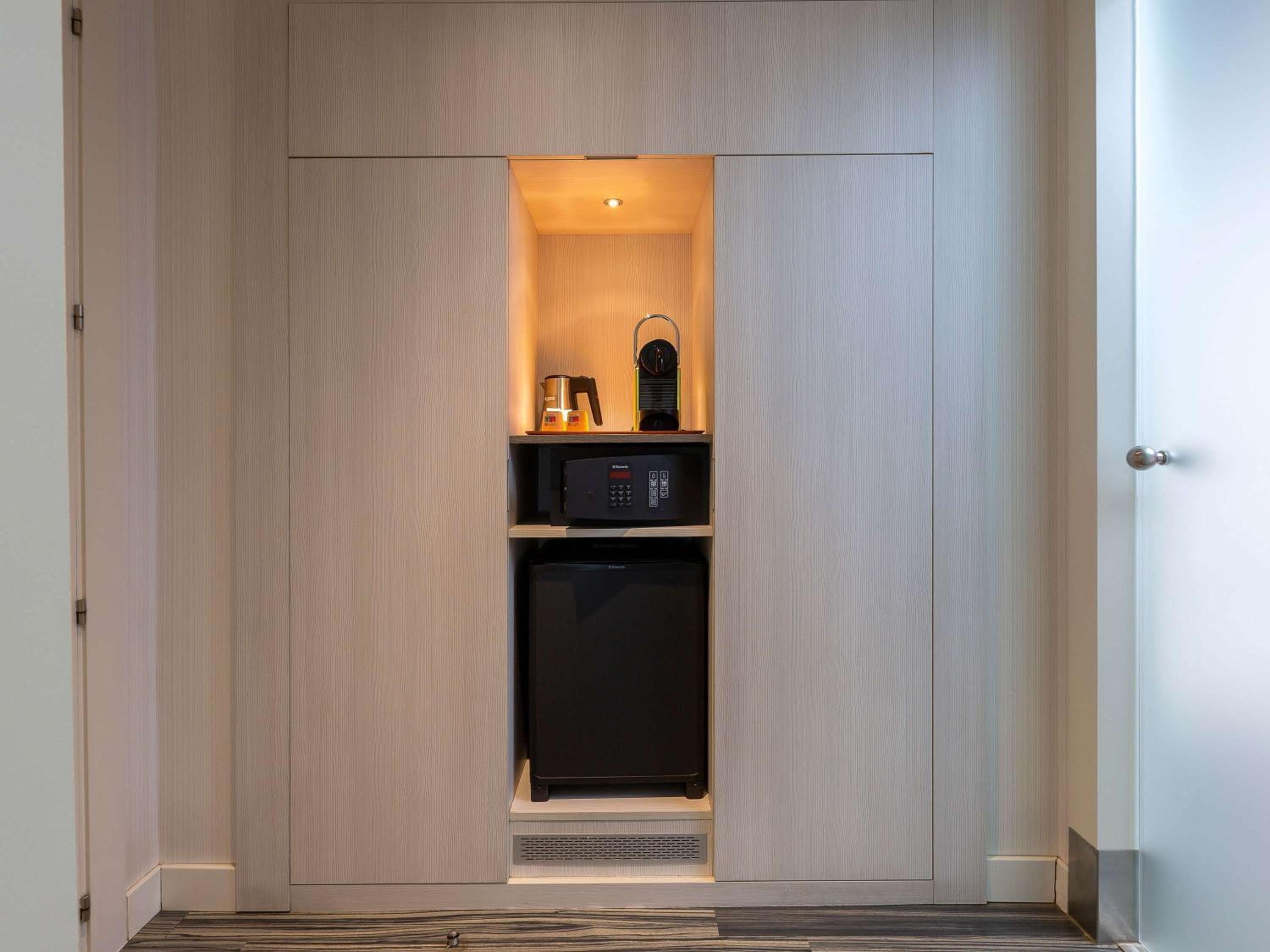 Ibis Styles Madrid Prado — 26