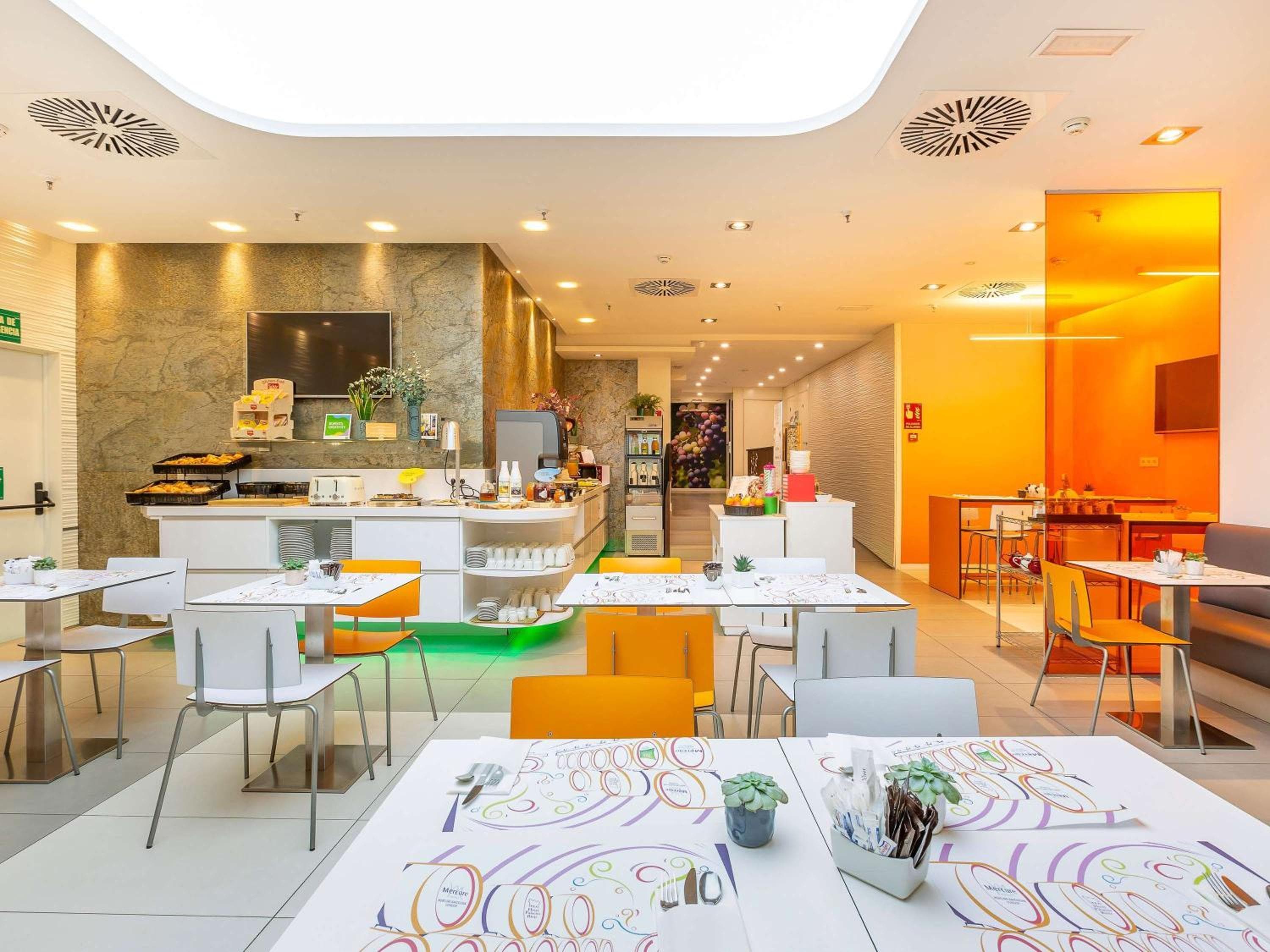 Ibis Styles Madrid Prado — 30