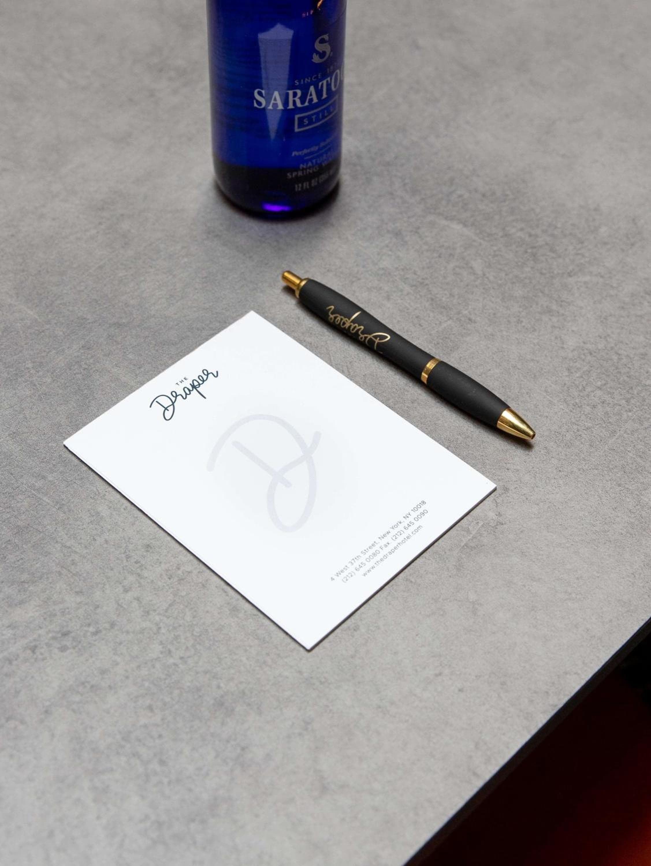The Draper New York, Collezione di arazzi di Hilton — 26