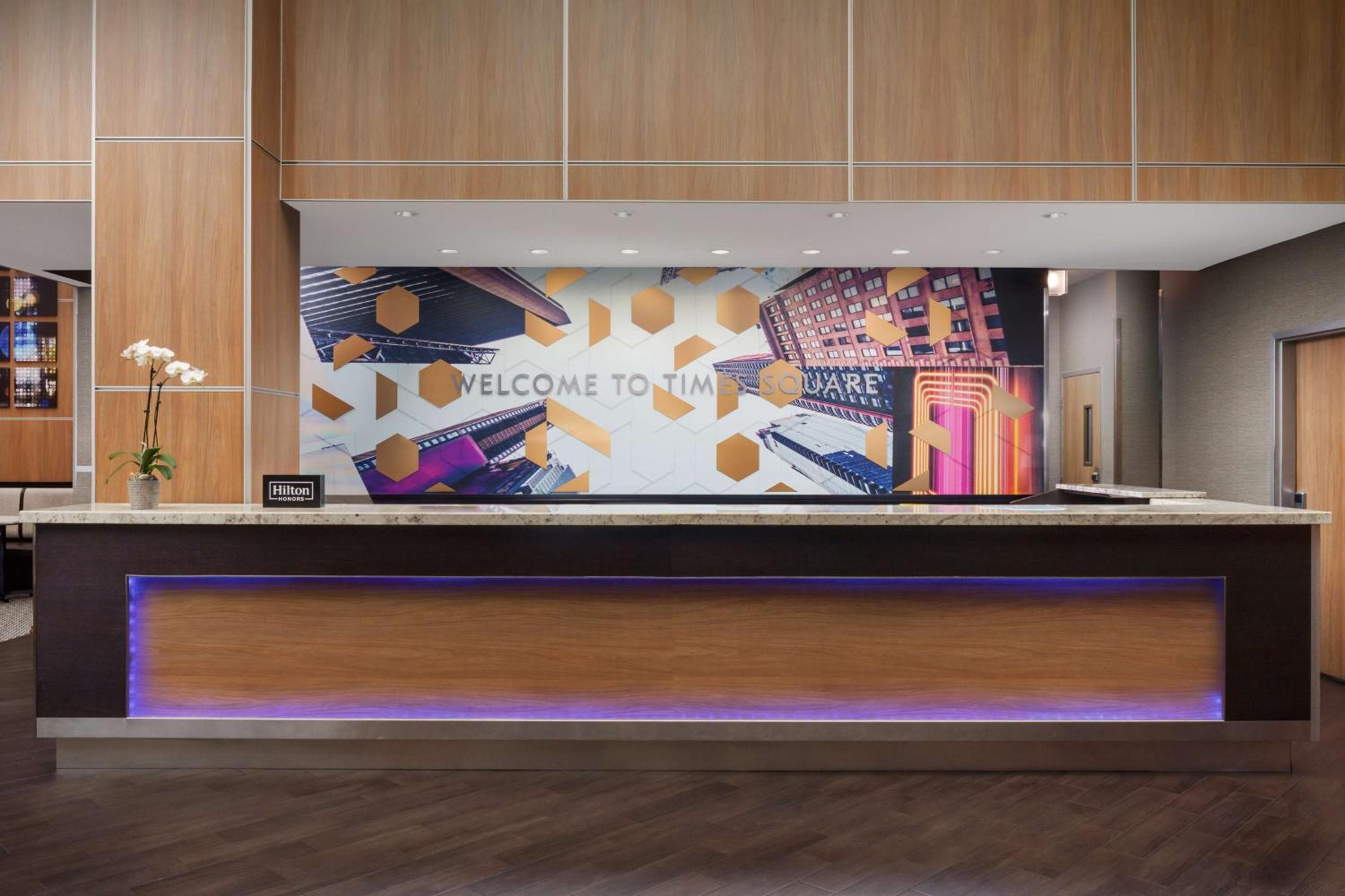 Hampton Inn Times Square Central — 2