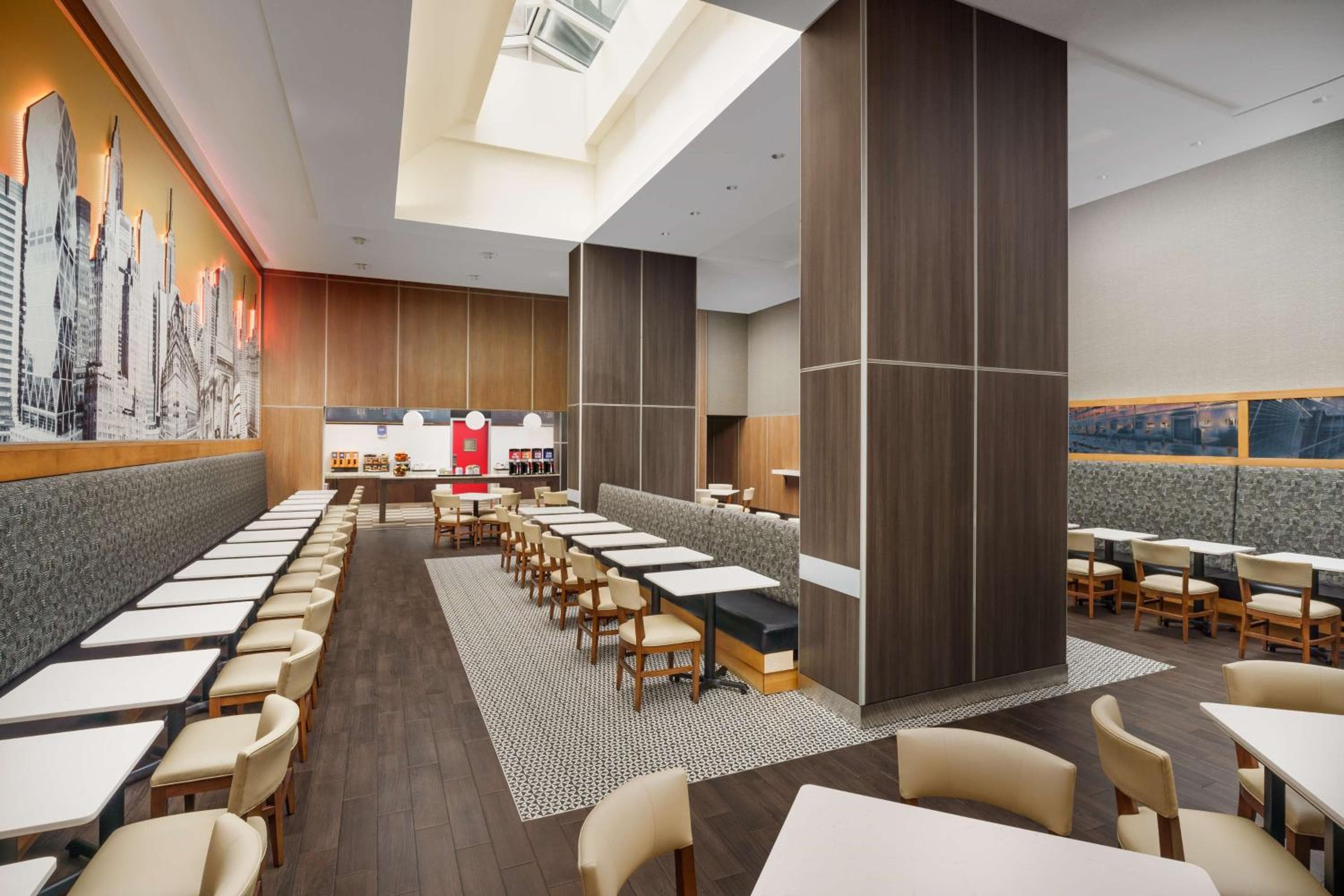 Hampton Inn Times Square Central — 6