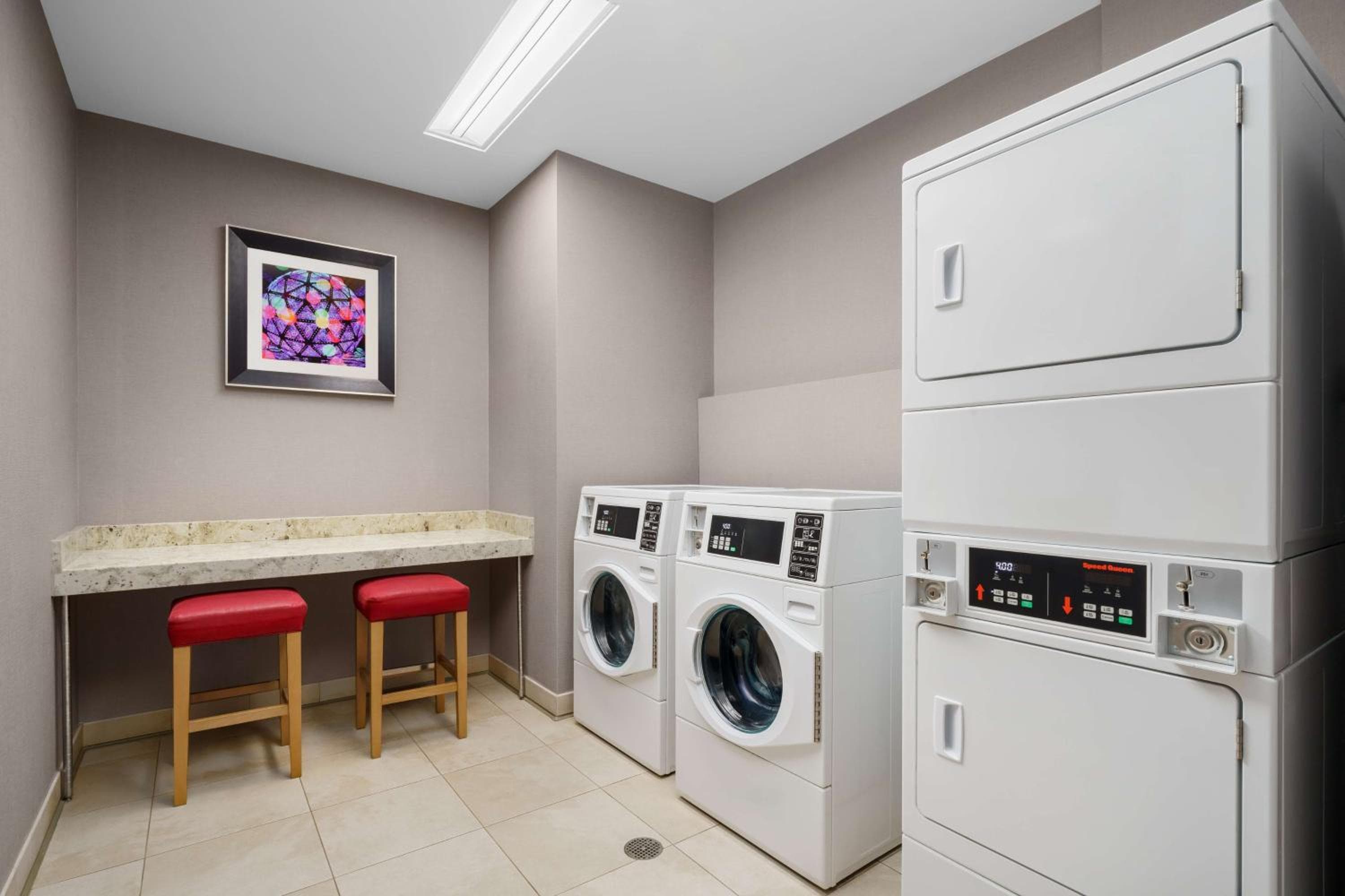 Hampton Inn Times Square Central — 5
