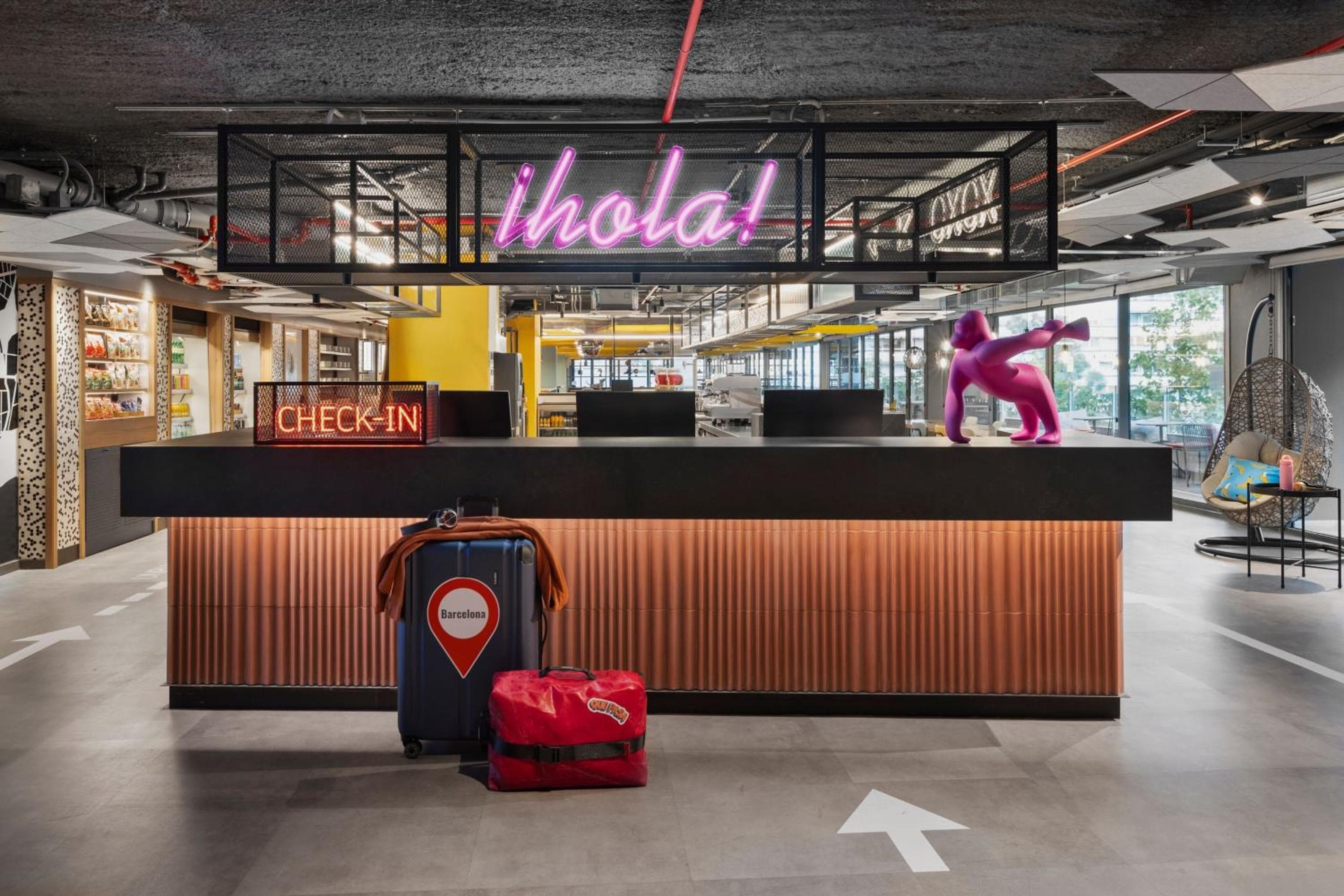 Moxy Barcelona — 1