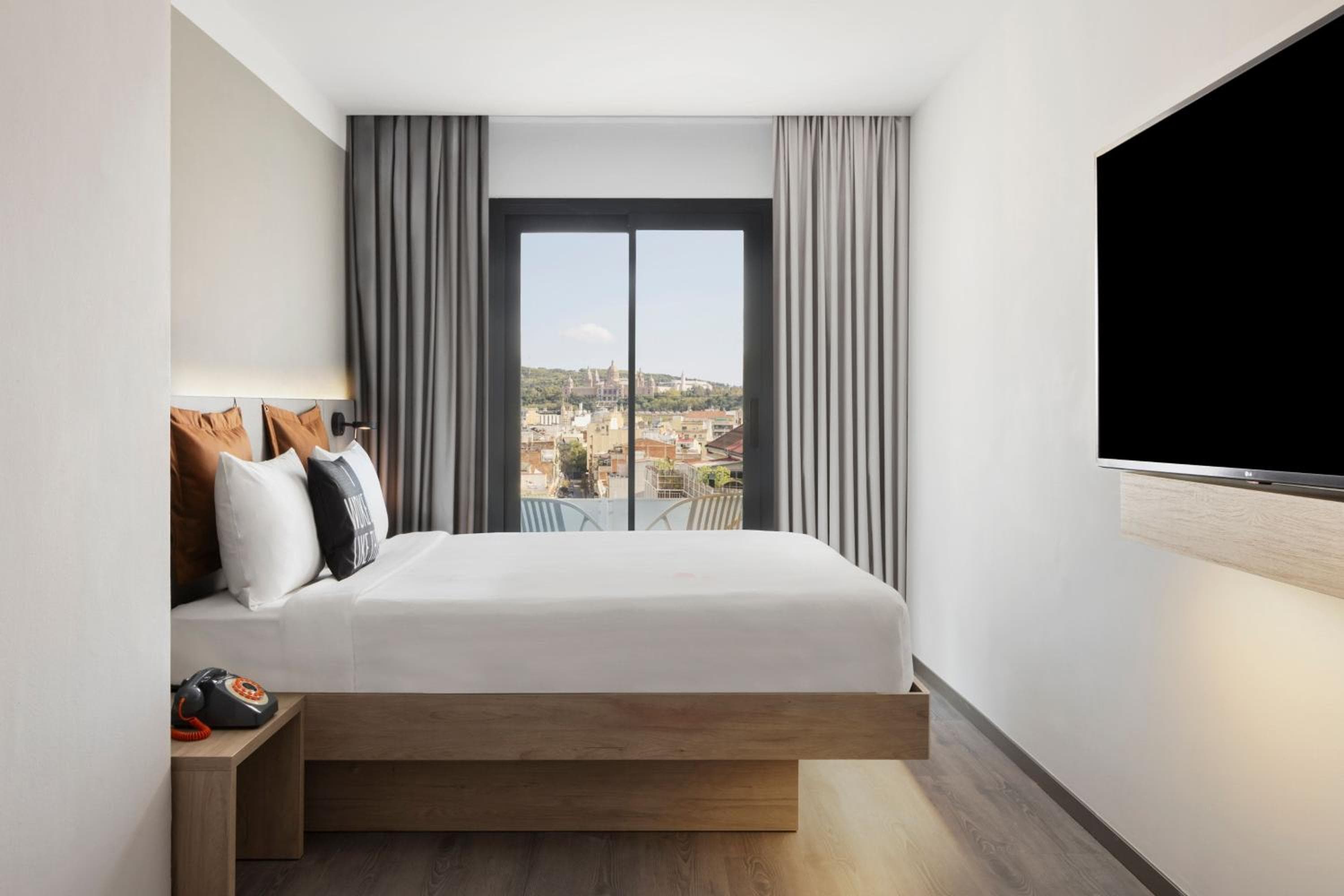 Moxy Barcelona — 2
