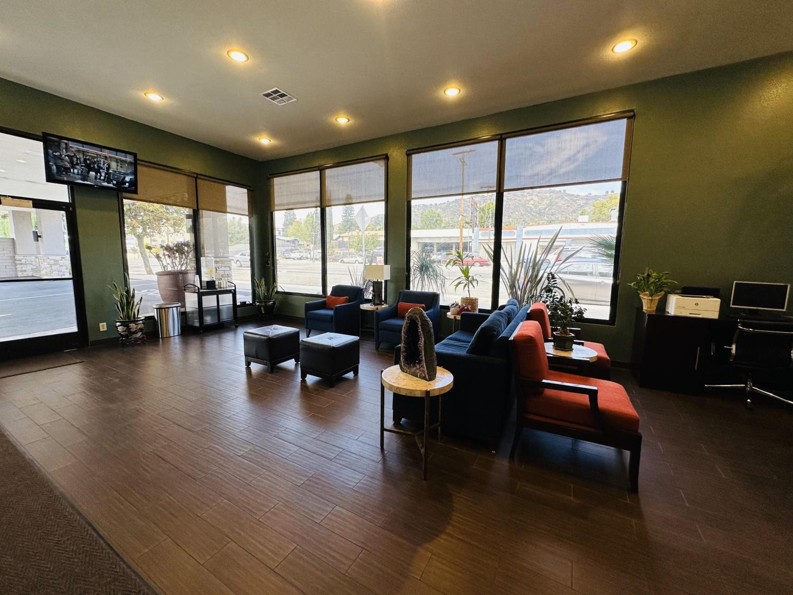 The Hills Inn Eagle Rock - Near Old Town Pasadena — 2