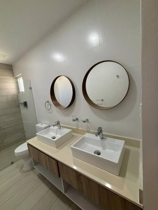 Corals Retreat 2BR Beach Condo — 11