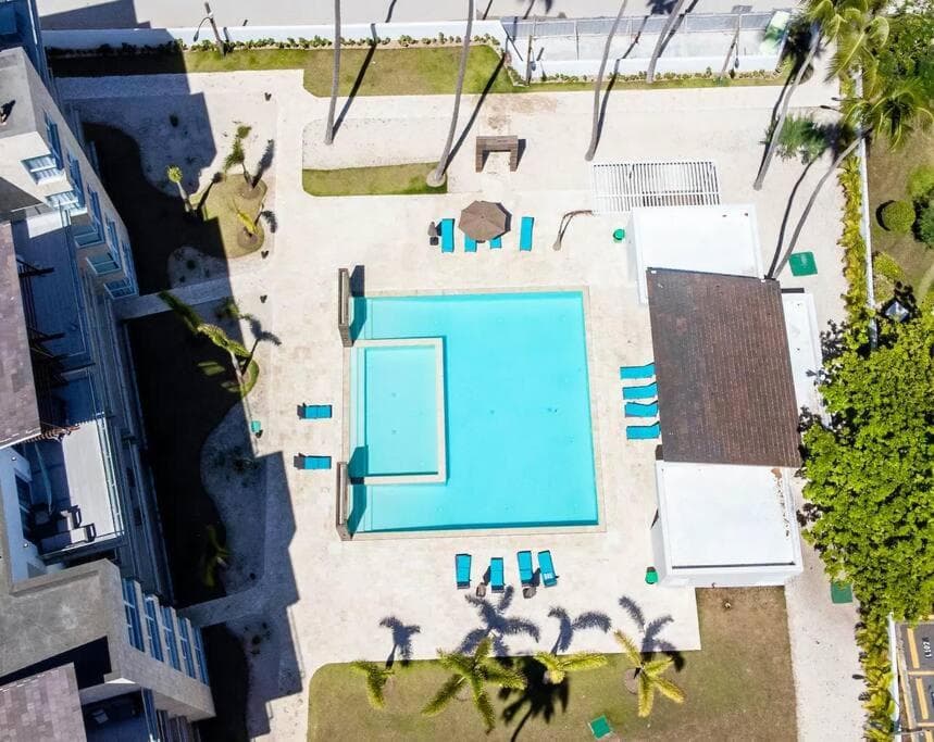 Corals Retreat 2BR Beach Condo — 19
