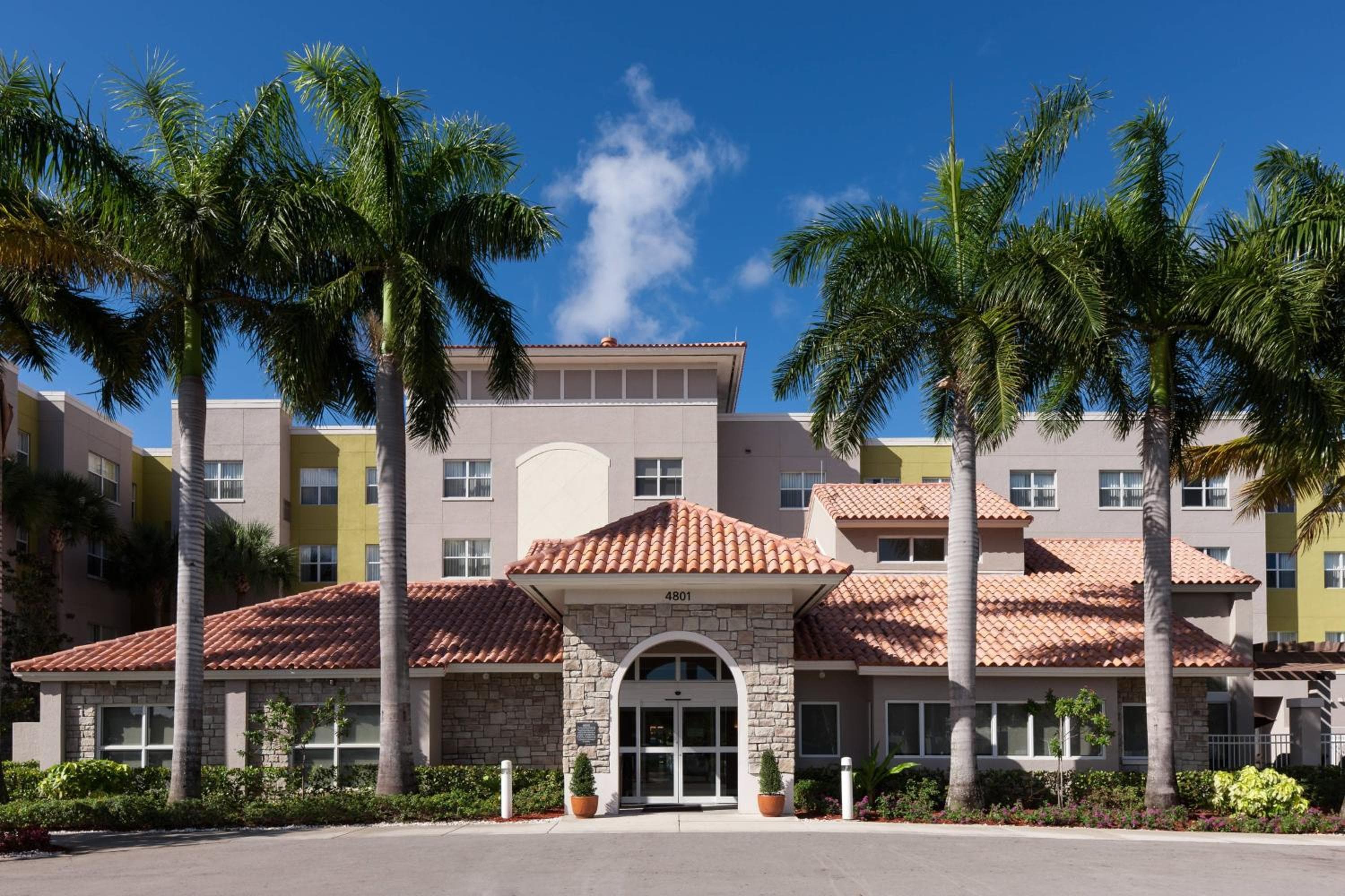 Residence Inn by Marriott Fort Lauderdale Airport & Cruise Port — 1