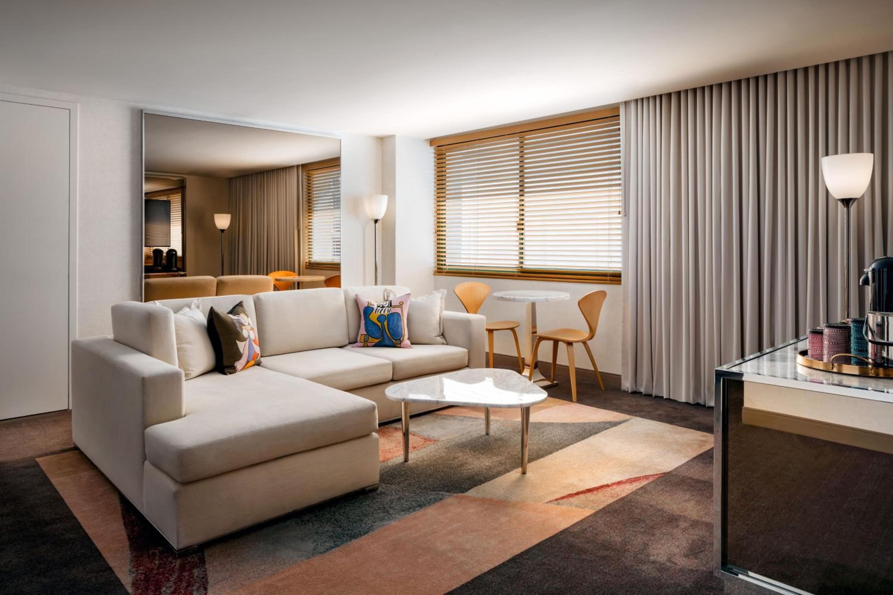 SLS Hotel, a Luxury Collection Hotel, Beverly Hills — 4