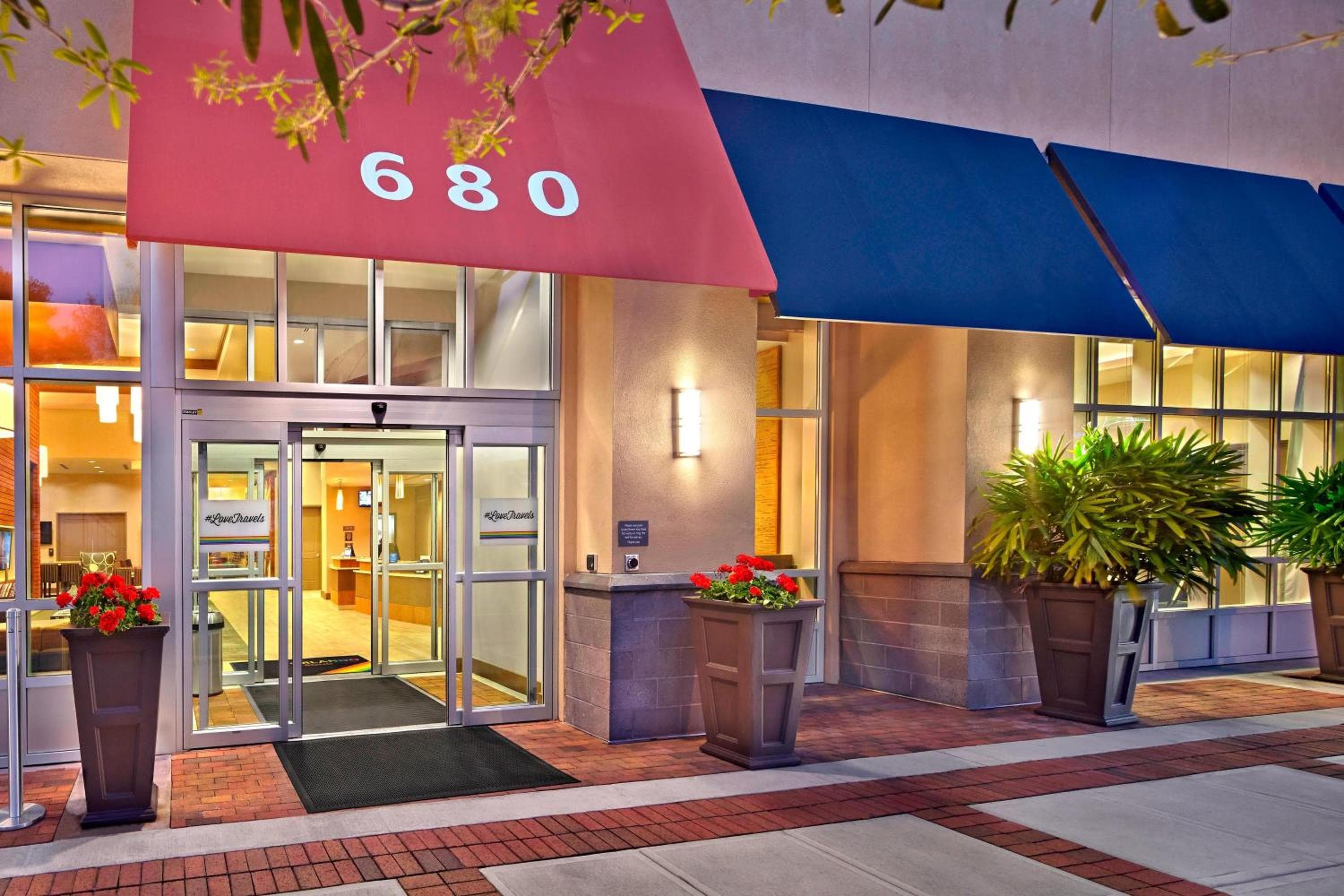 Residence Inn by Marriott Orlando Downtown — 2
