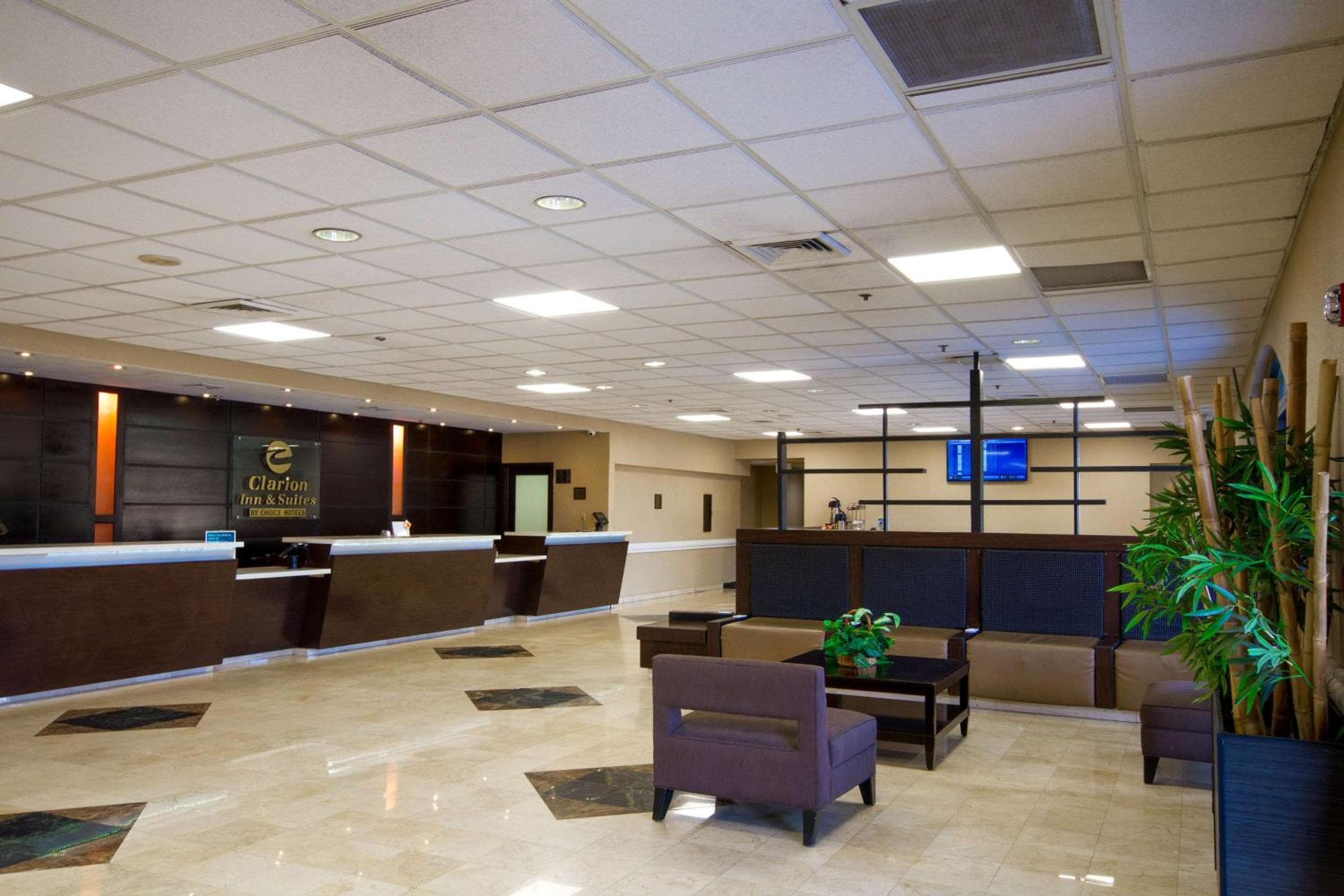 Clarion Inn & Suites Miami International Airport — 12