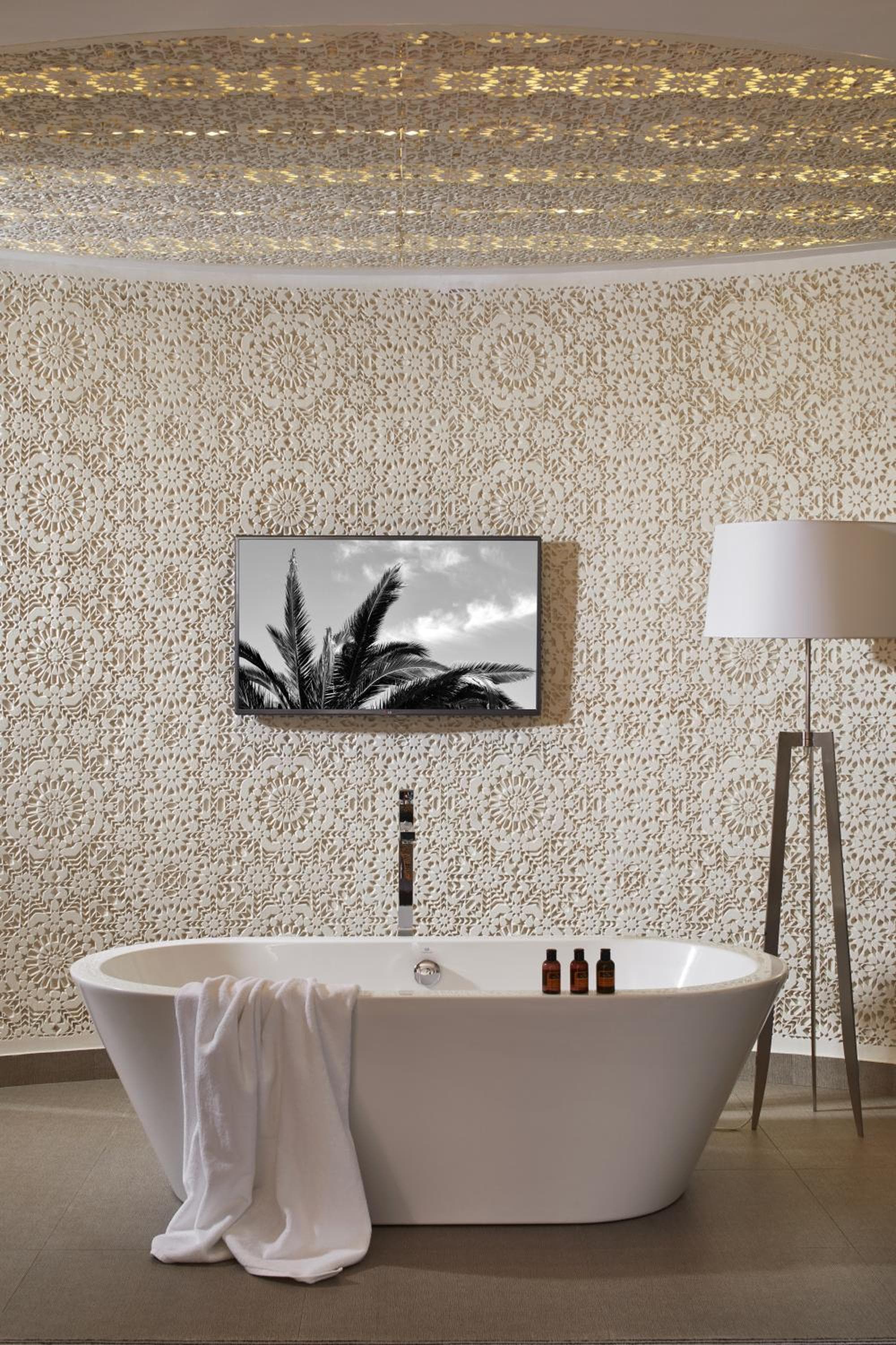 Mövenpick Hotel Mansour Eddahbi Marrakech hotel, Avenue Mohamed VI, Marrakech, Morocco — photo 125